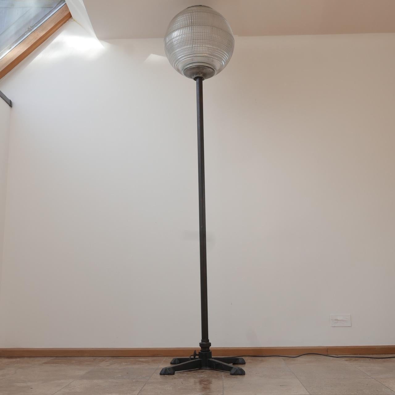 French Midcentury Parisian Holophane Globe Floor Lamp on Stand In Good Condition In London, GB