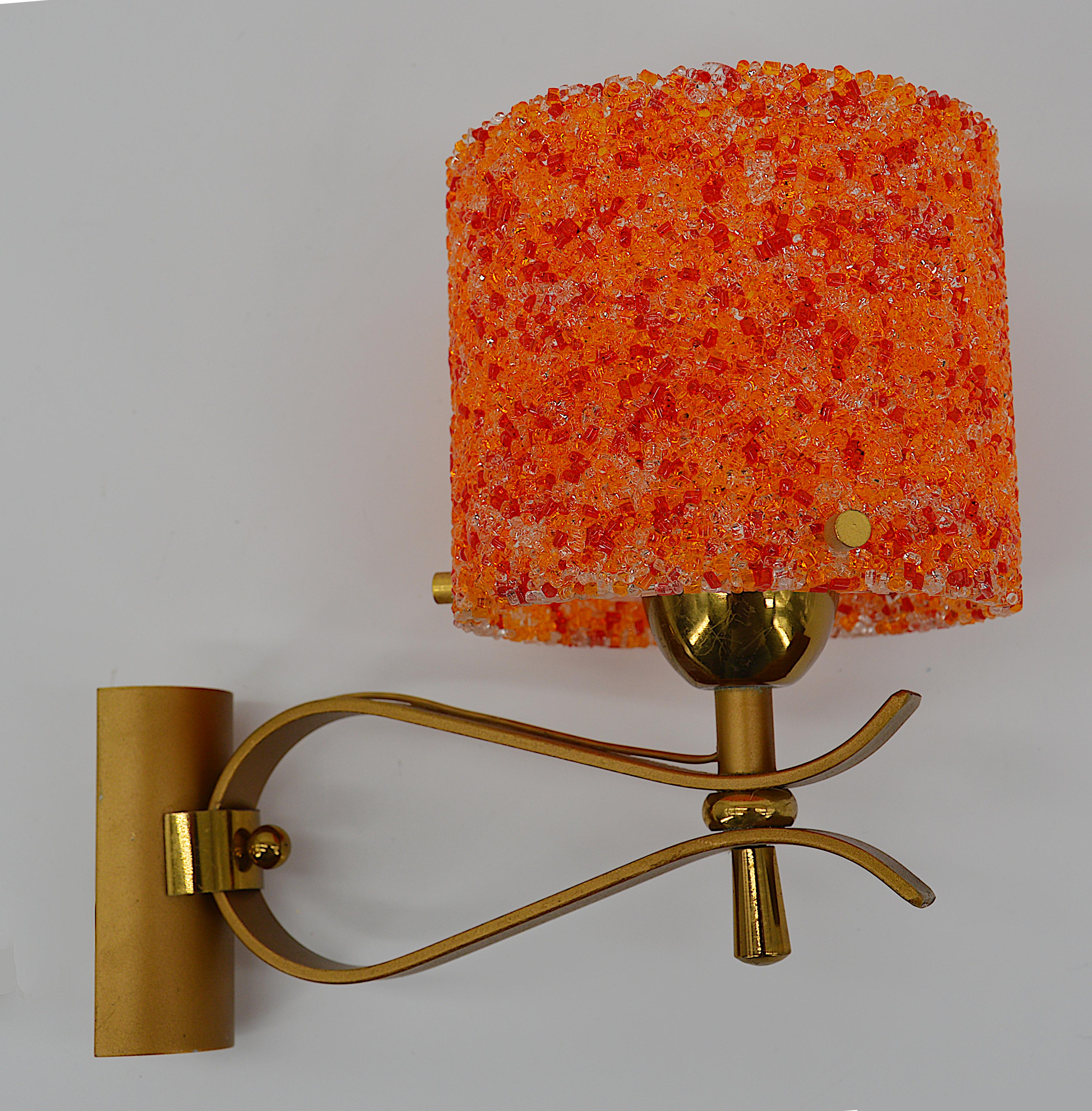 French midcentury Pop Art pair of wall sconces, France, late 1960s. Perspex and brass. Measures: Height 7.5