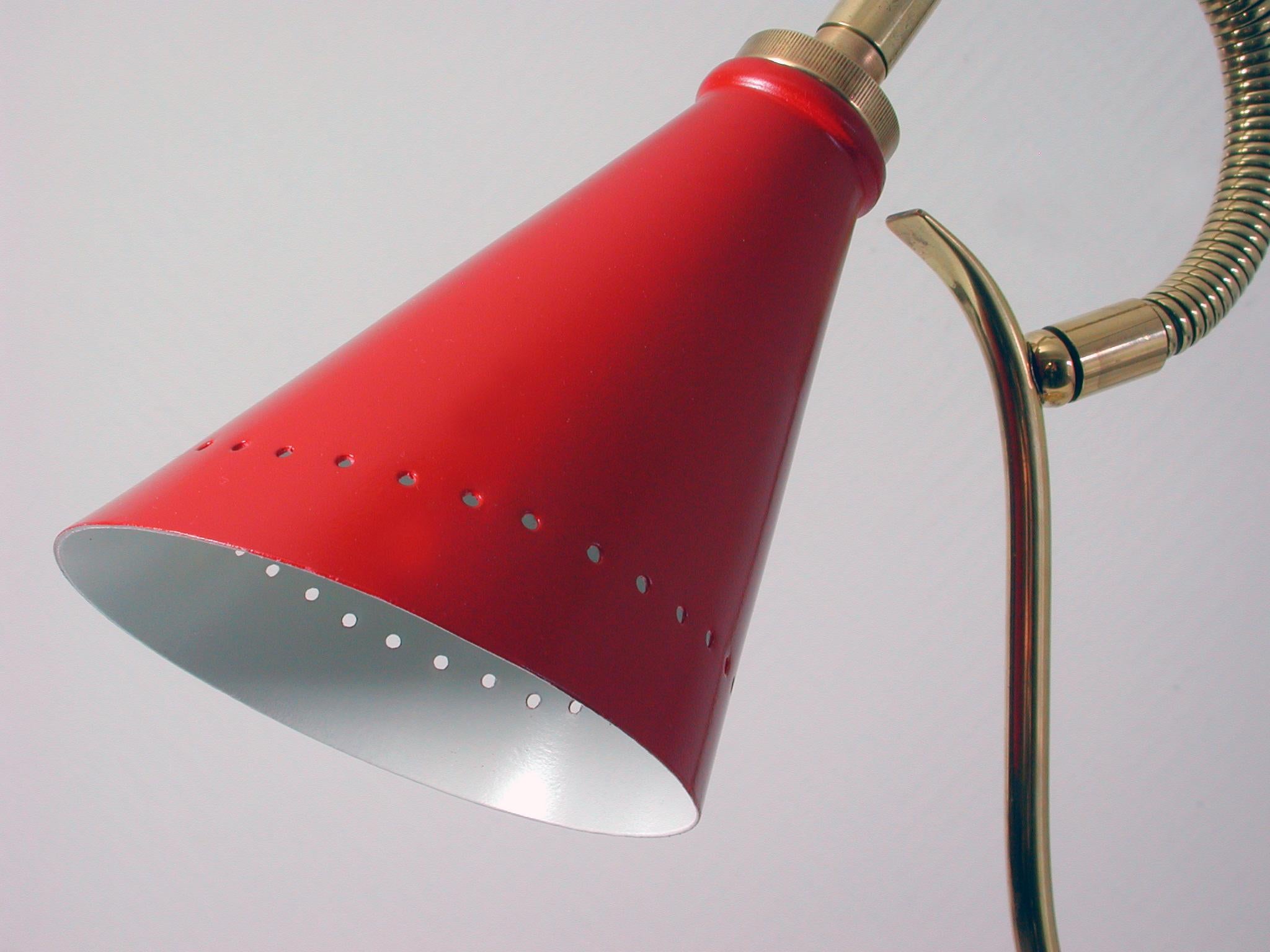French Midcentury Red Brass and Marble Gooseneck Table Lamp, 1950s For Sale 2