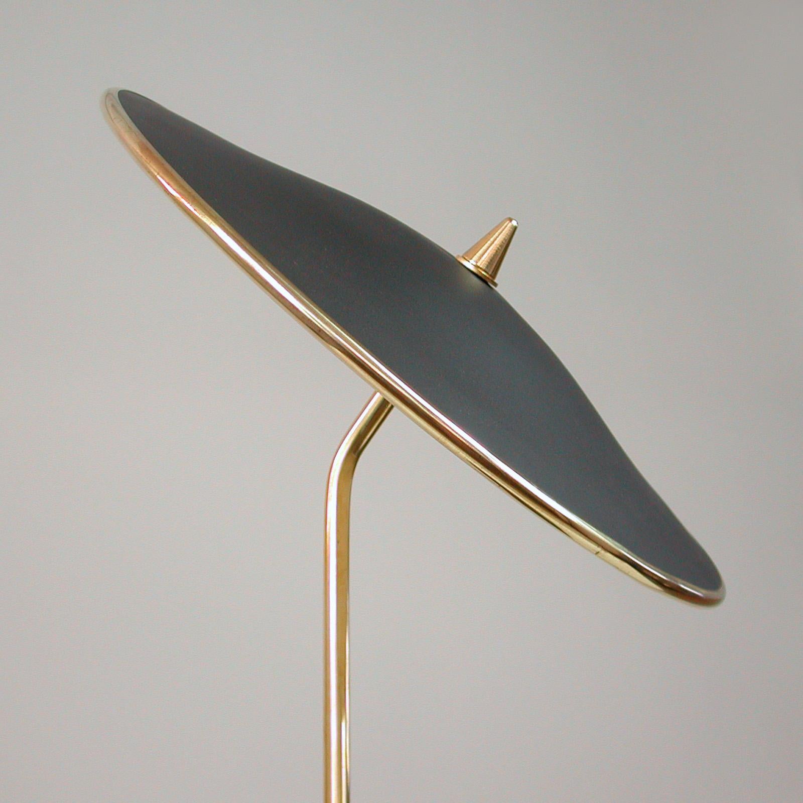 French Midcentury Reflecting Black and Brass Table Lamp, 1950s 10