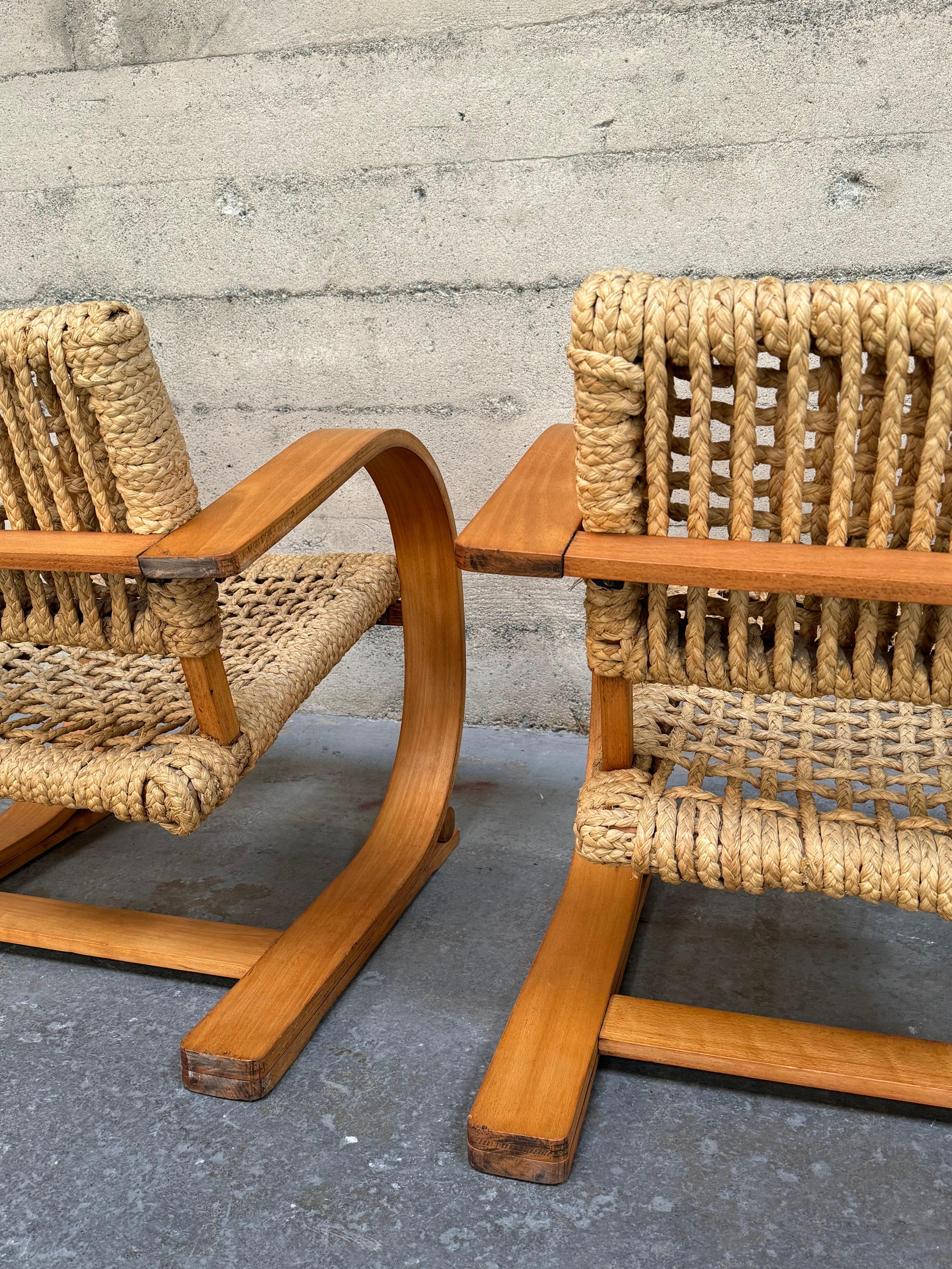 Chaises cantilever françaises du milieu du siècle dernier par Audoux & Minet en vente 3