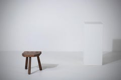 Taburete trípode francés de mediados de siglo