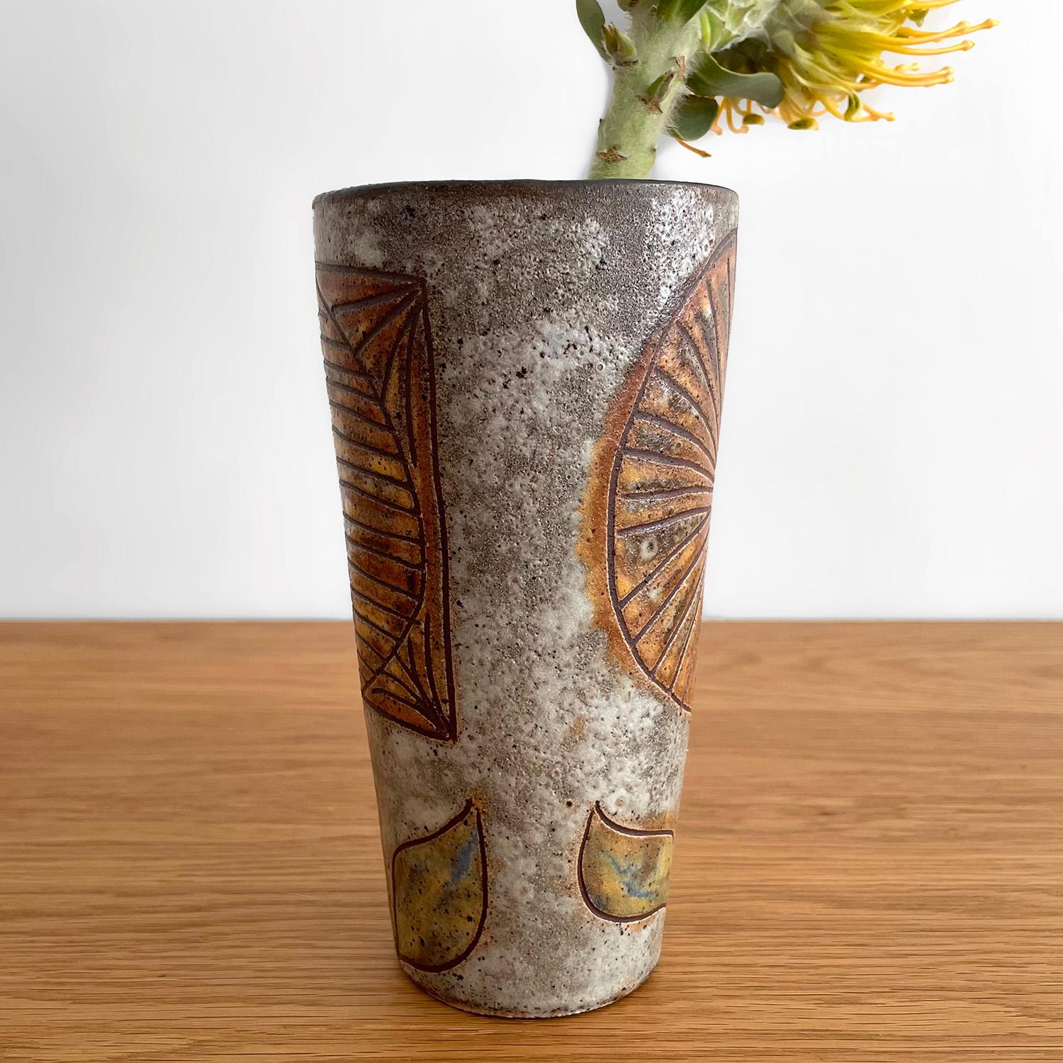 Vase aus der Mitte des Jahrhunderts von Alexandre Kostanda   im Zustand „Gut“ im Angebot in Los Angeles, CA