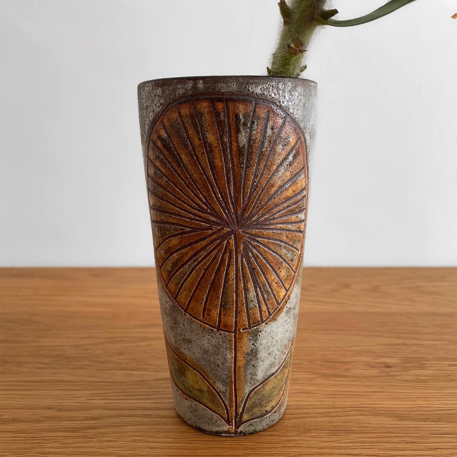 French Midcentury Vase by Alexandre Kostanda   For Sale 1