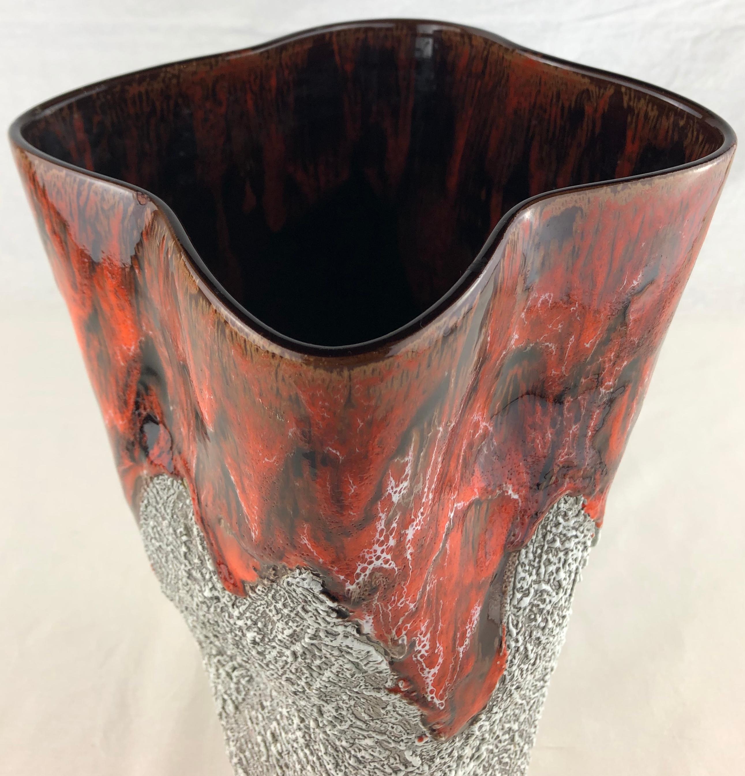 Mid-Century Modern Vase français du milieu du siècle dernier en lave grasse de style Charles Cart de Vallauris en vente