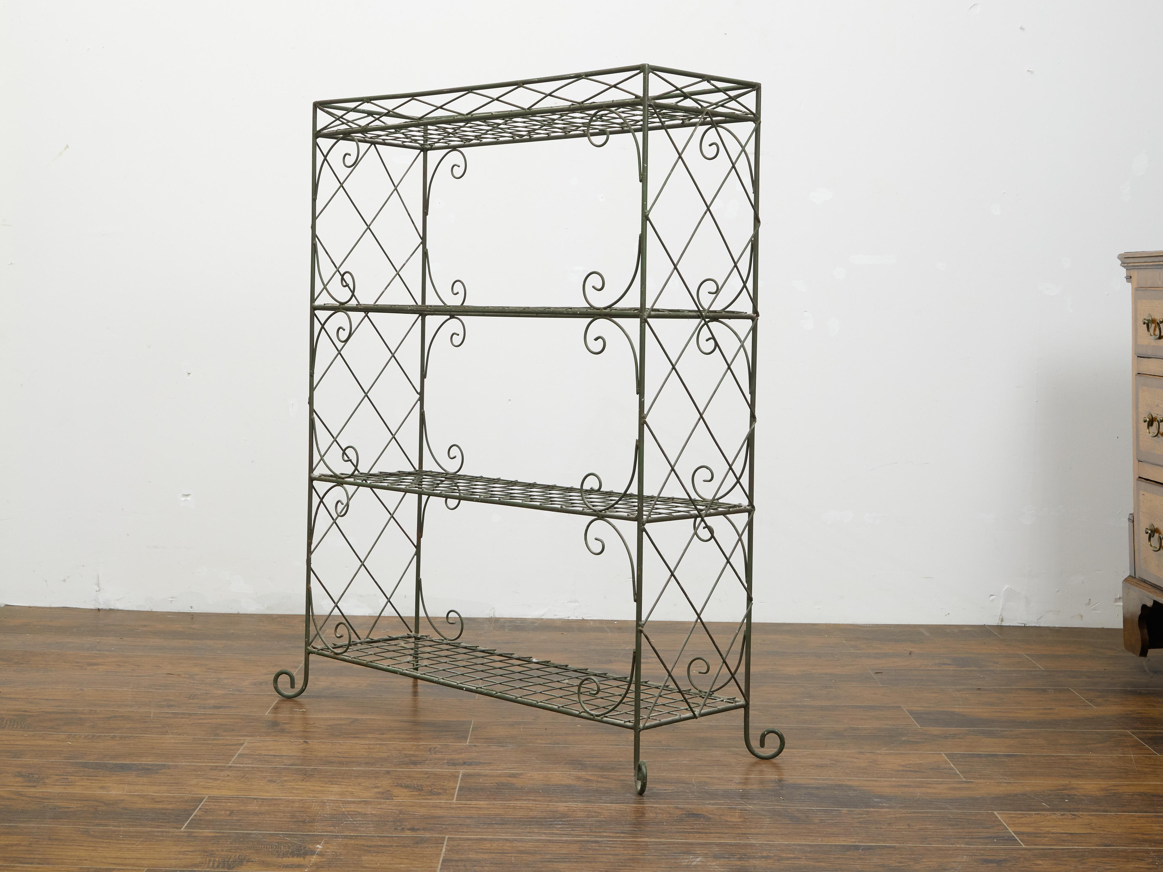 French Midcentury Wire Freestanding Shelf with Diamond Motifs and C-Scrolls 2