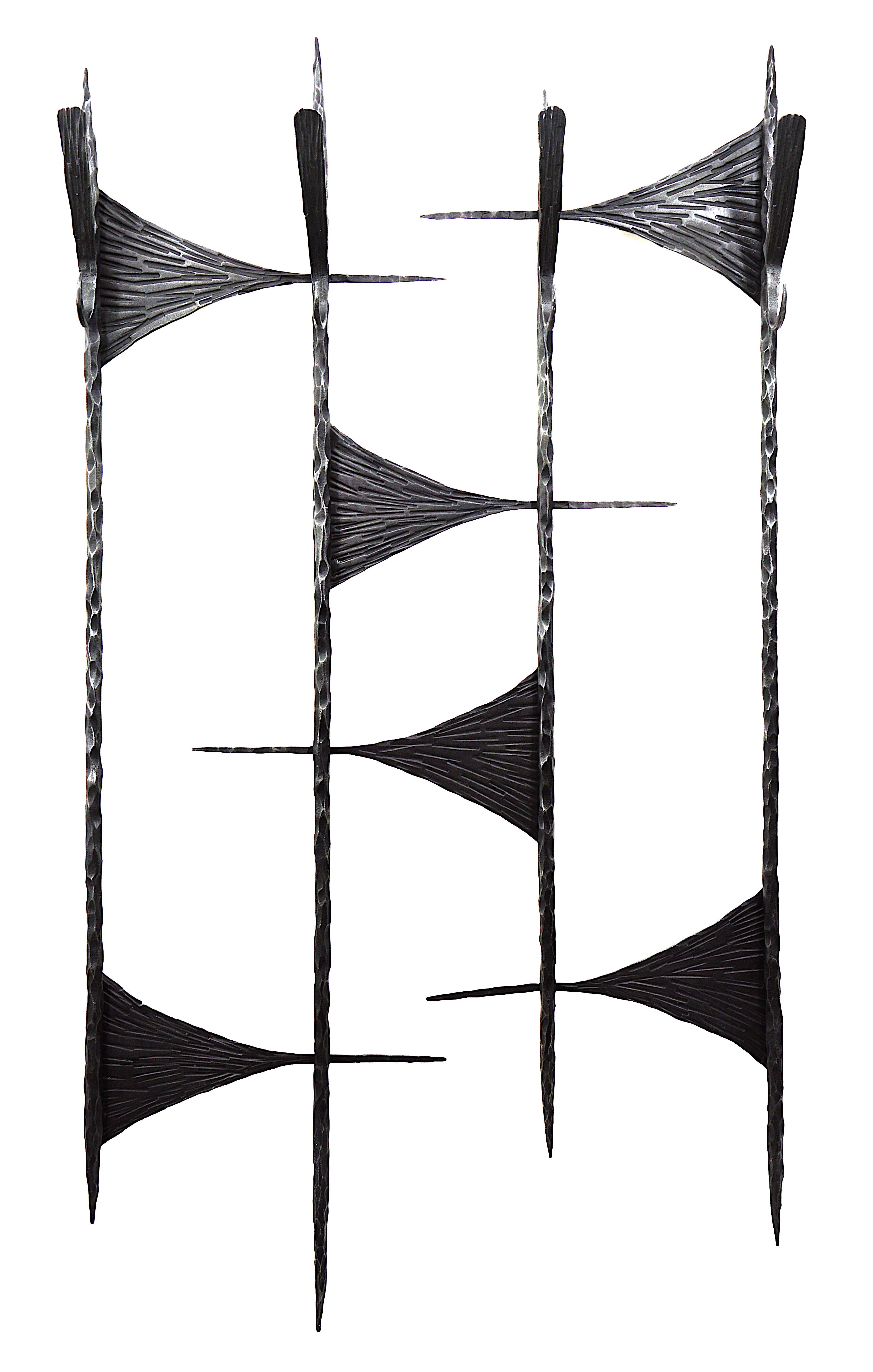 French midcentury coat-peg, France, 1960s. Wrought iron. Dimensions: H 124 x W 68 x D 14 cm, H 48.8 x W 26.8 x D 5.5 inches.