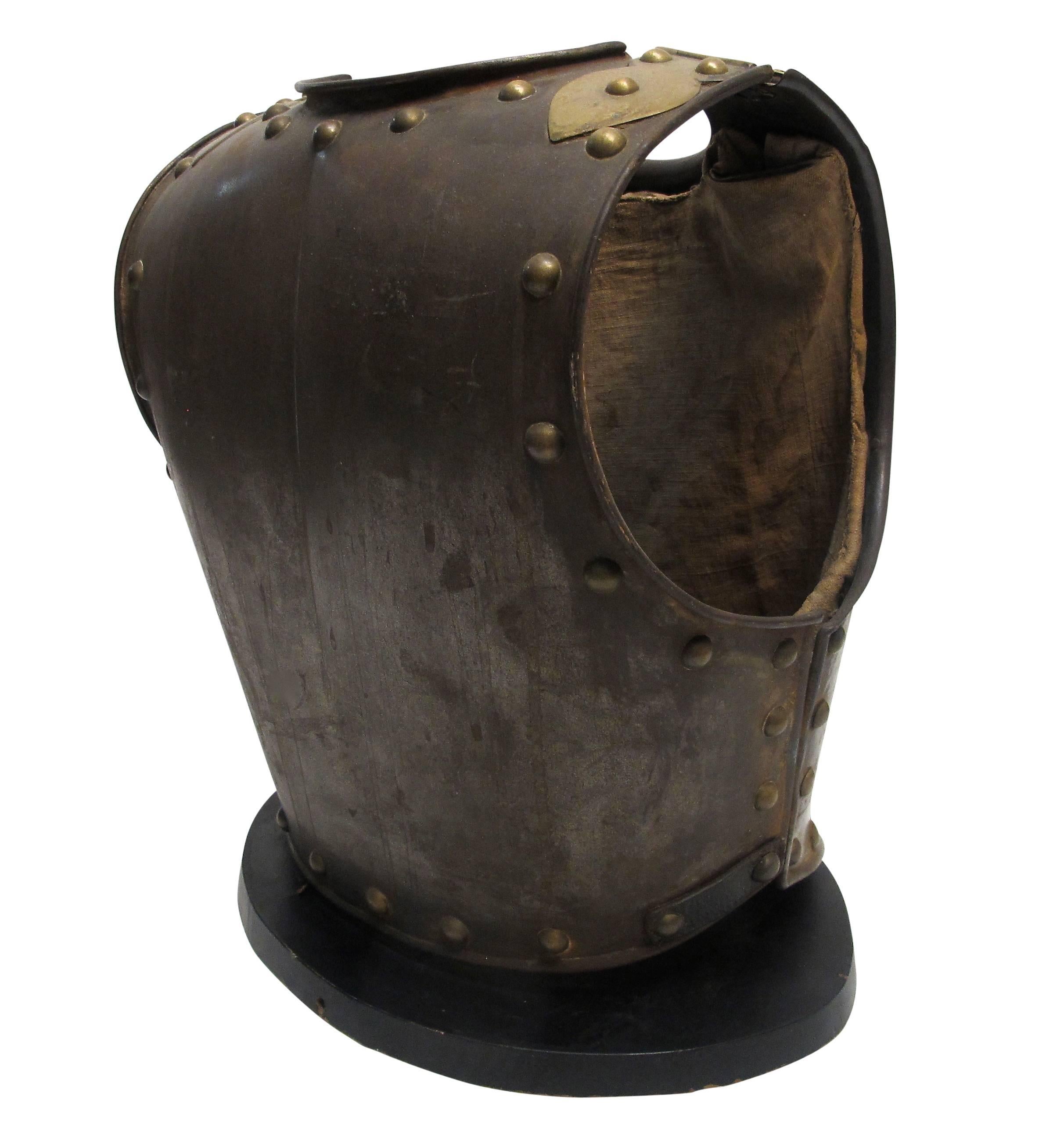 French Military Steel and Brass Armor, Late 18th-Early 19th Century In Excellent Condition For Sale In San Francisco, CA
