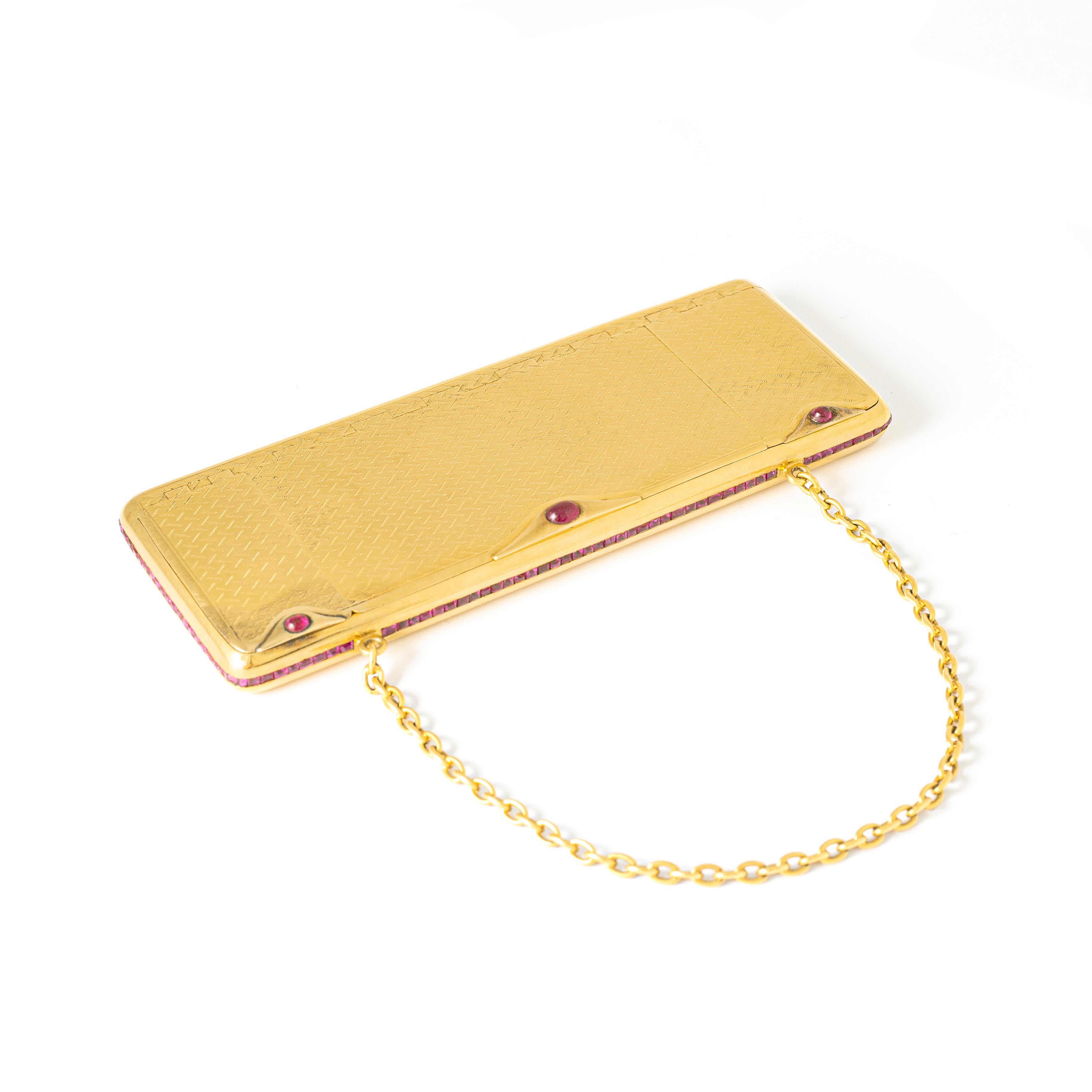 French Minaudière Vanity Case Ruby and Yellow Gold 18K For Sale 1