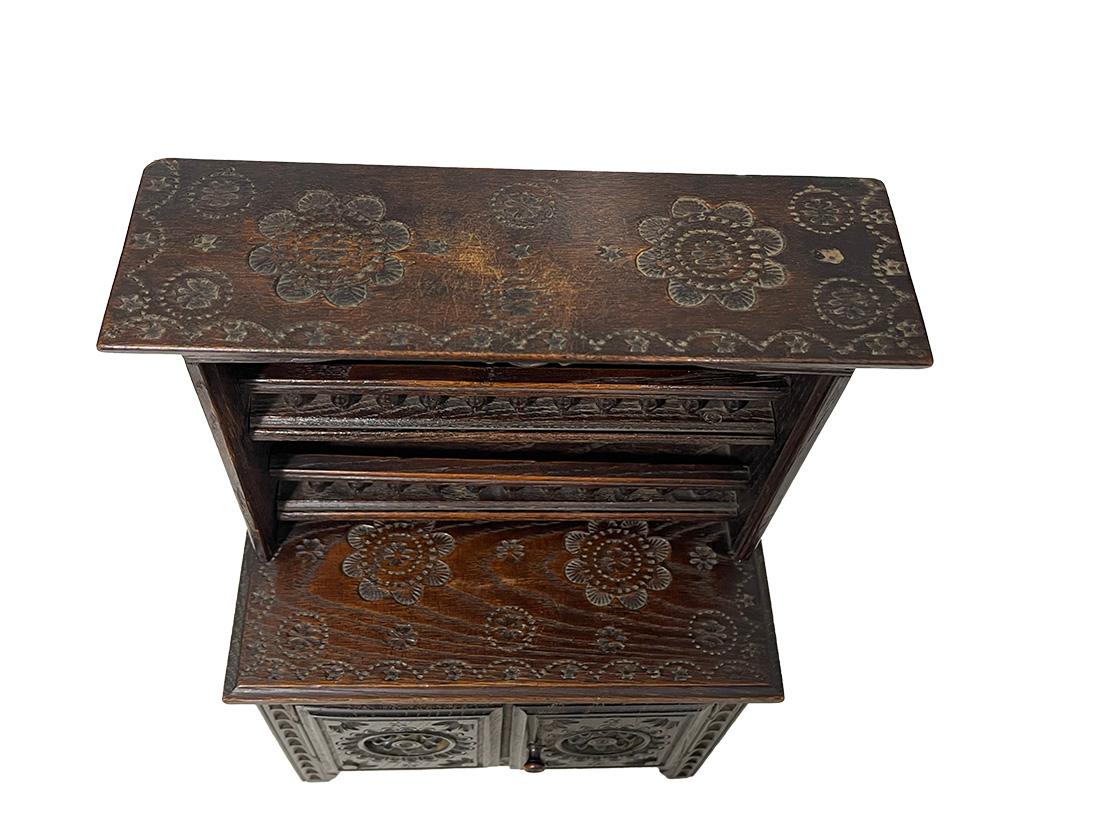 20th Century French miniature Breton Doll furniture, ca 1900 For Sale