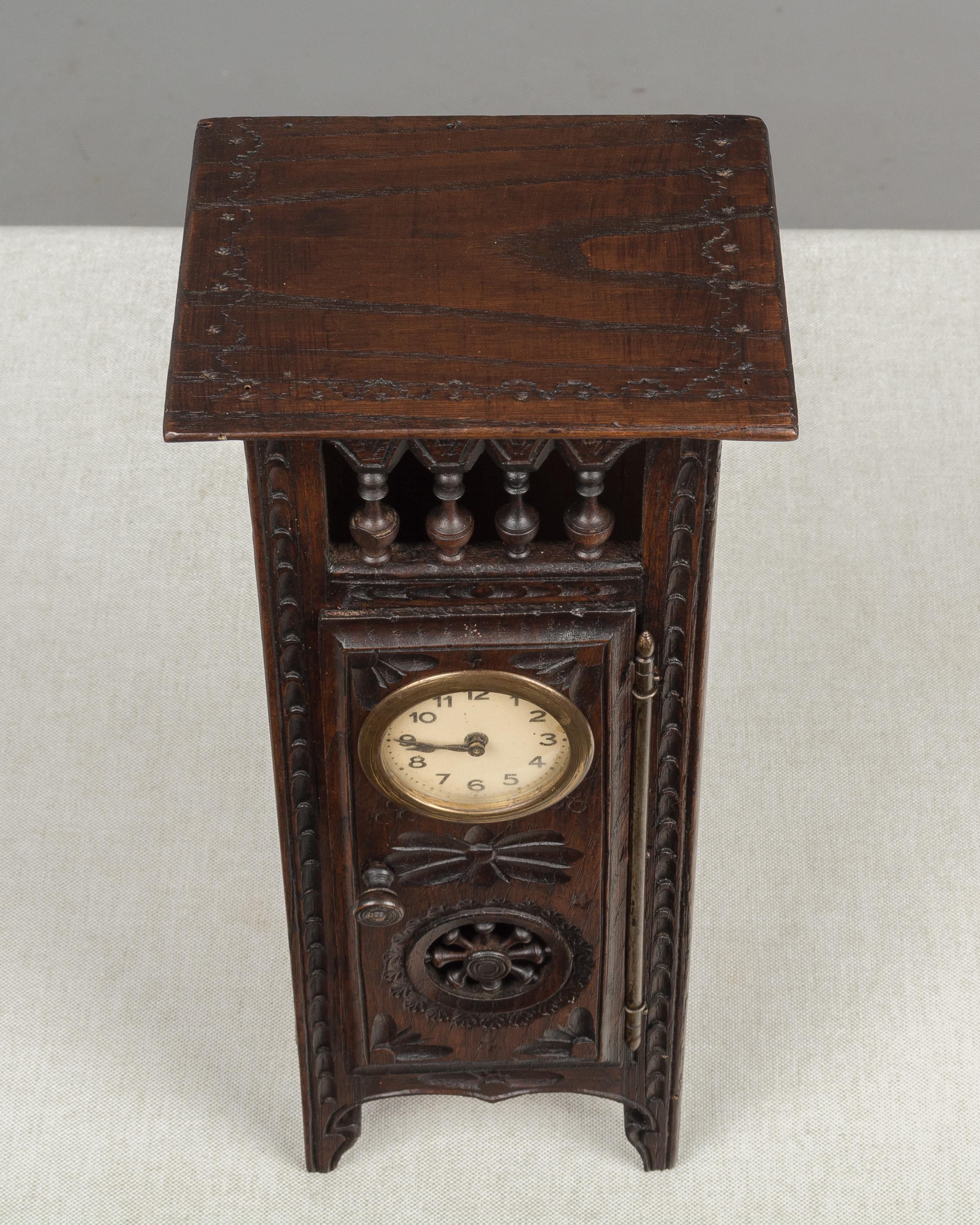 French Miniature Brittany Clock In Good Condition In Winter Park, FL