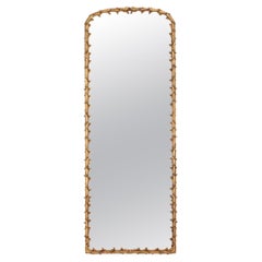 Specchio francese modello L, foglia d'oro invecchiato, legno di mogano.