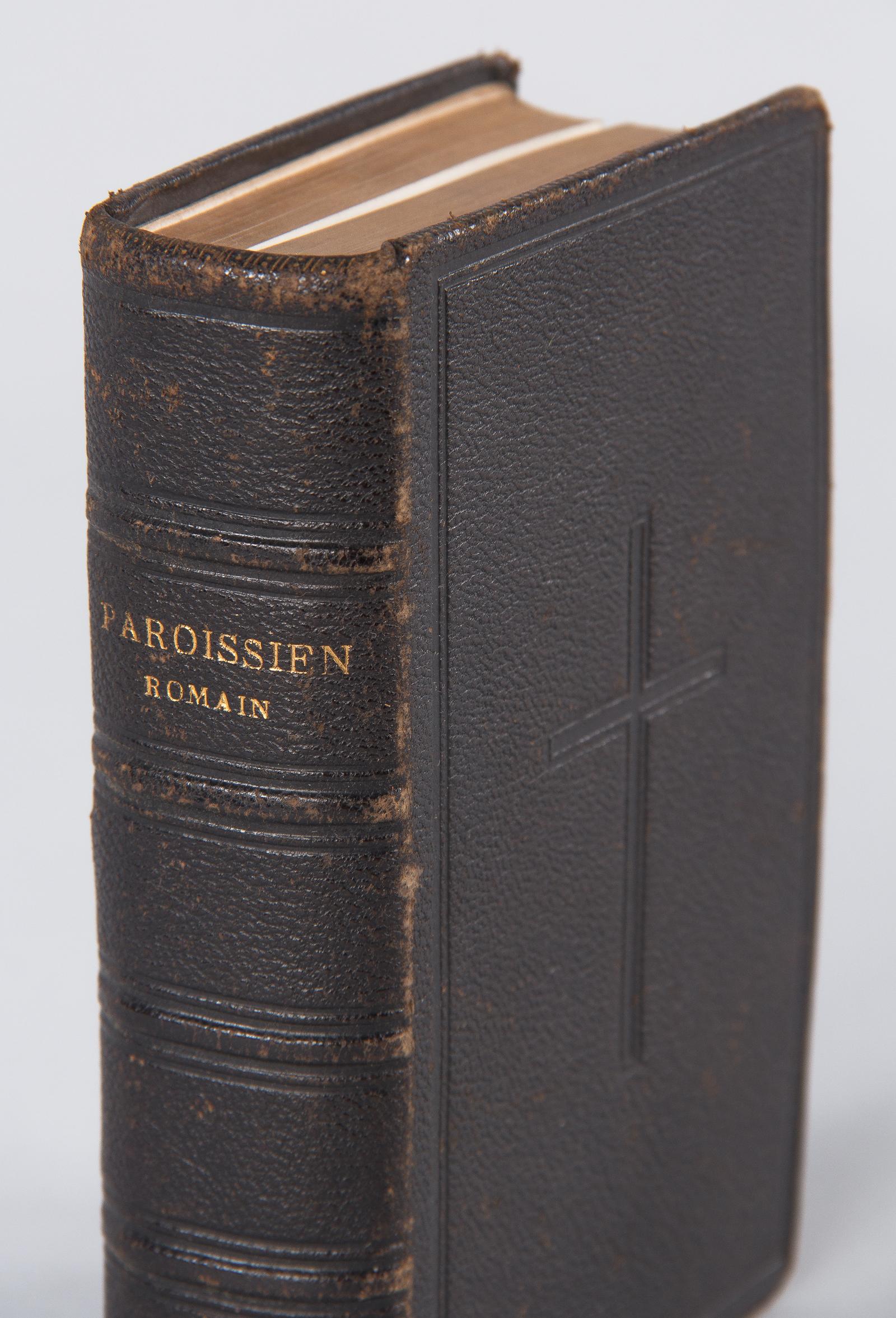 French Missal Book-Paroissien Roman, 1880 In Good Condition In Austin, TX