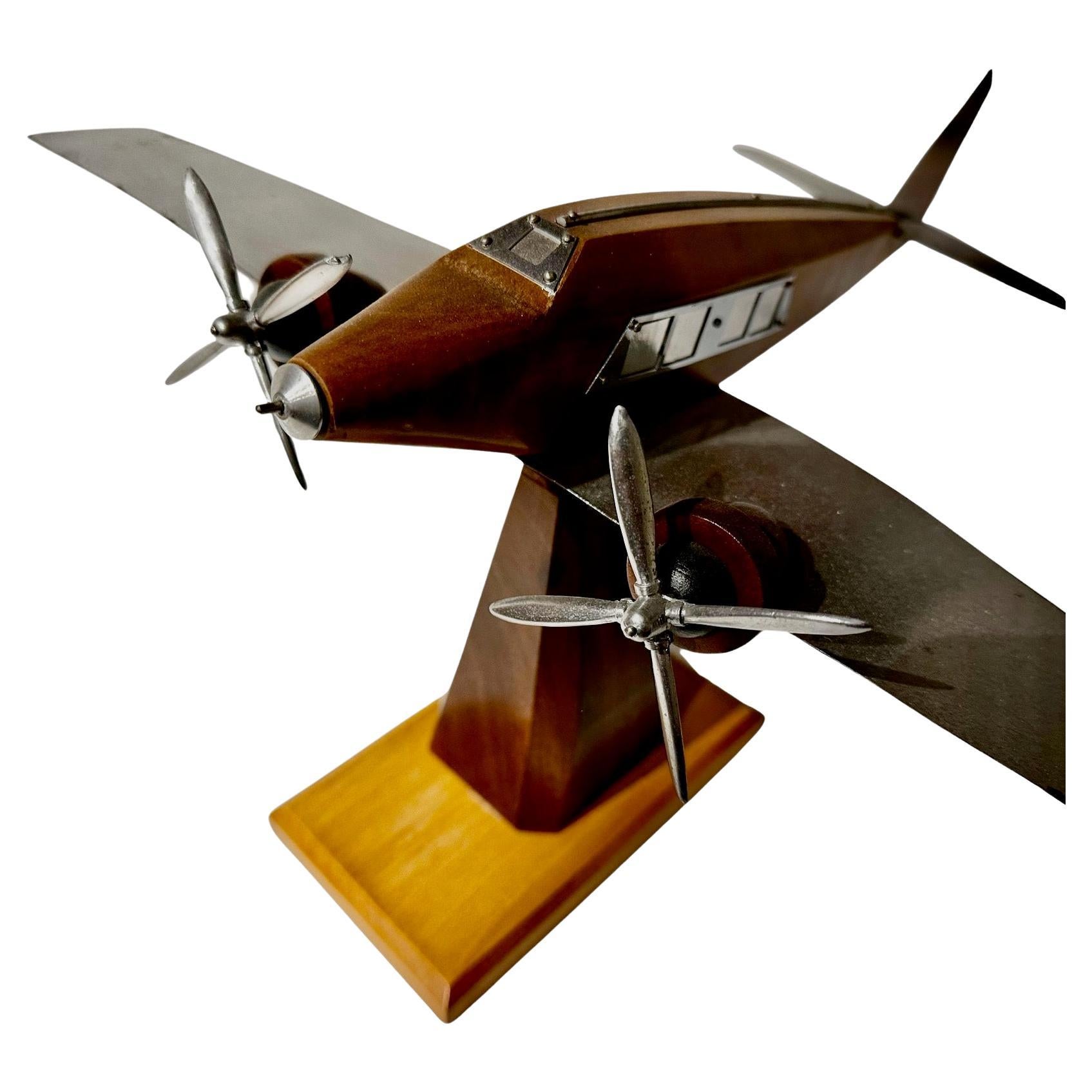 Französisches Modell Propeller-Flugzeug-Holz-Metall-Art déco