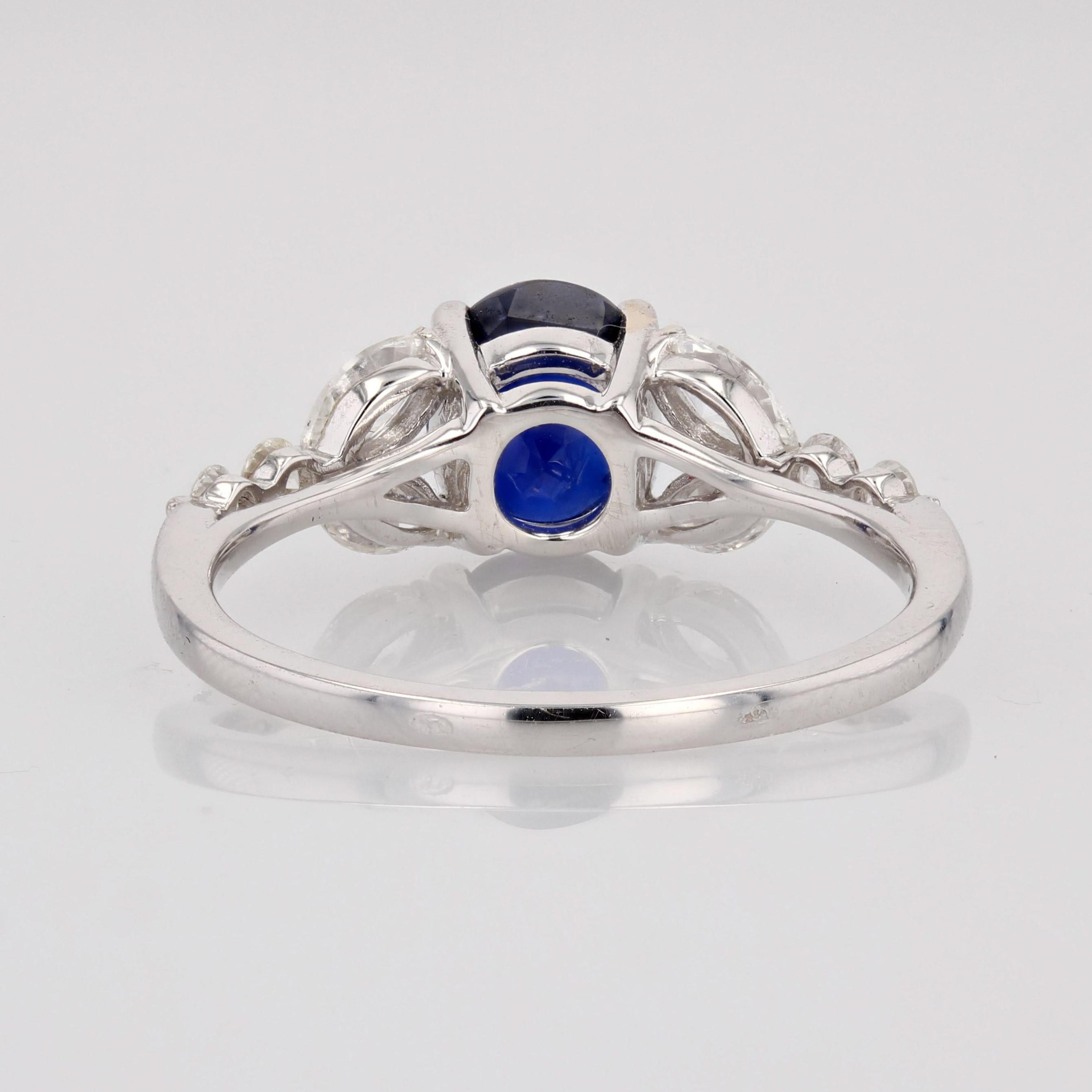 French Modern 1.51 Carat Royal Blue Sapphire Diamonds 18 Karat White Gold Ring For Sale 14