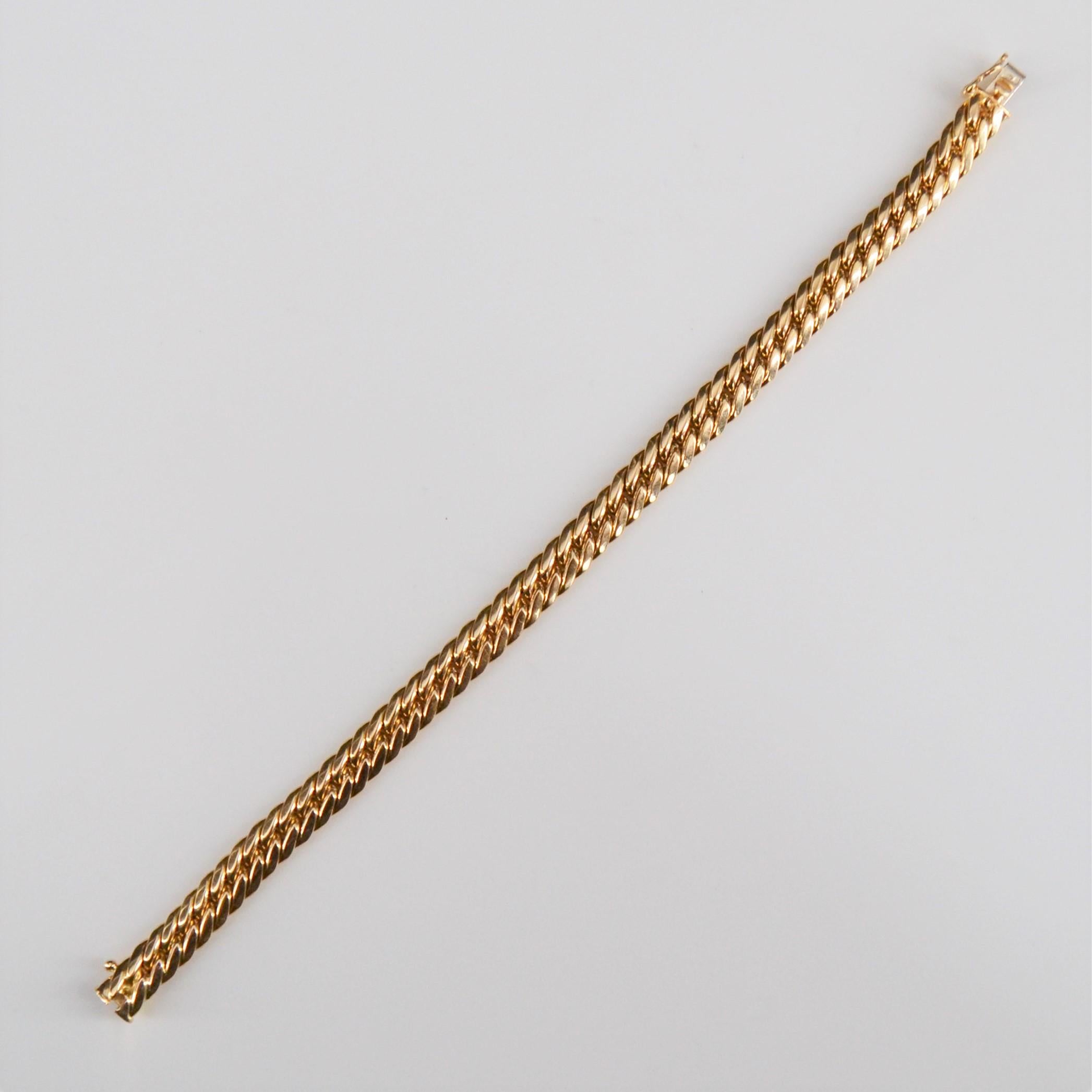 French Modern 18 Karat Yellow Gold Curb Bracelet 4