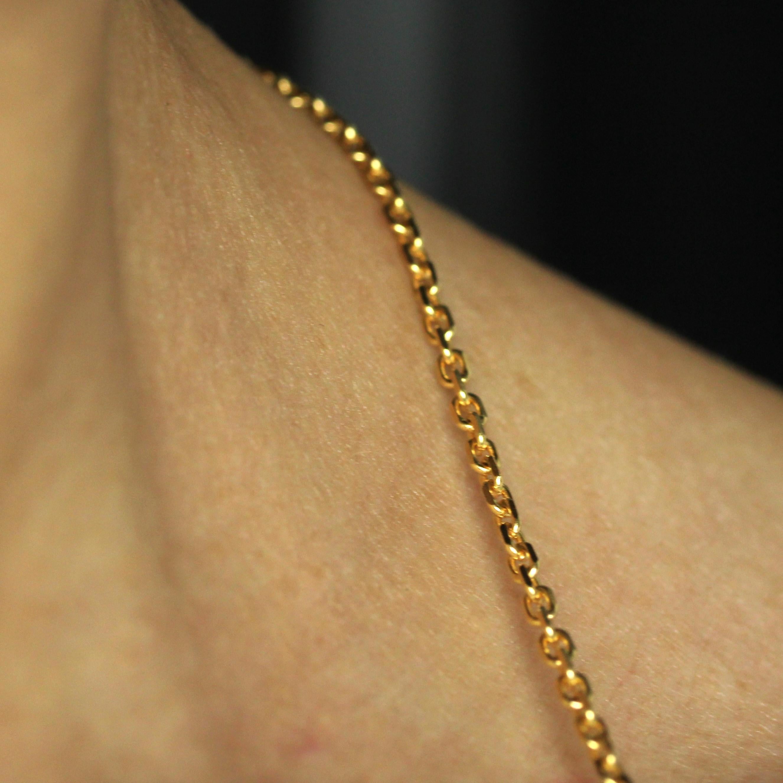 Collier moderne français en or jaune 18 carats à mailles convaincantes en vente 2