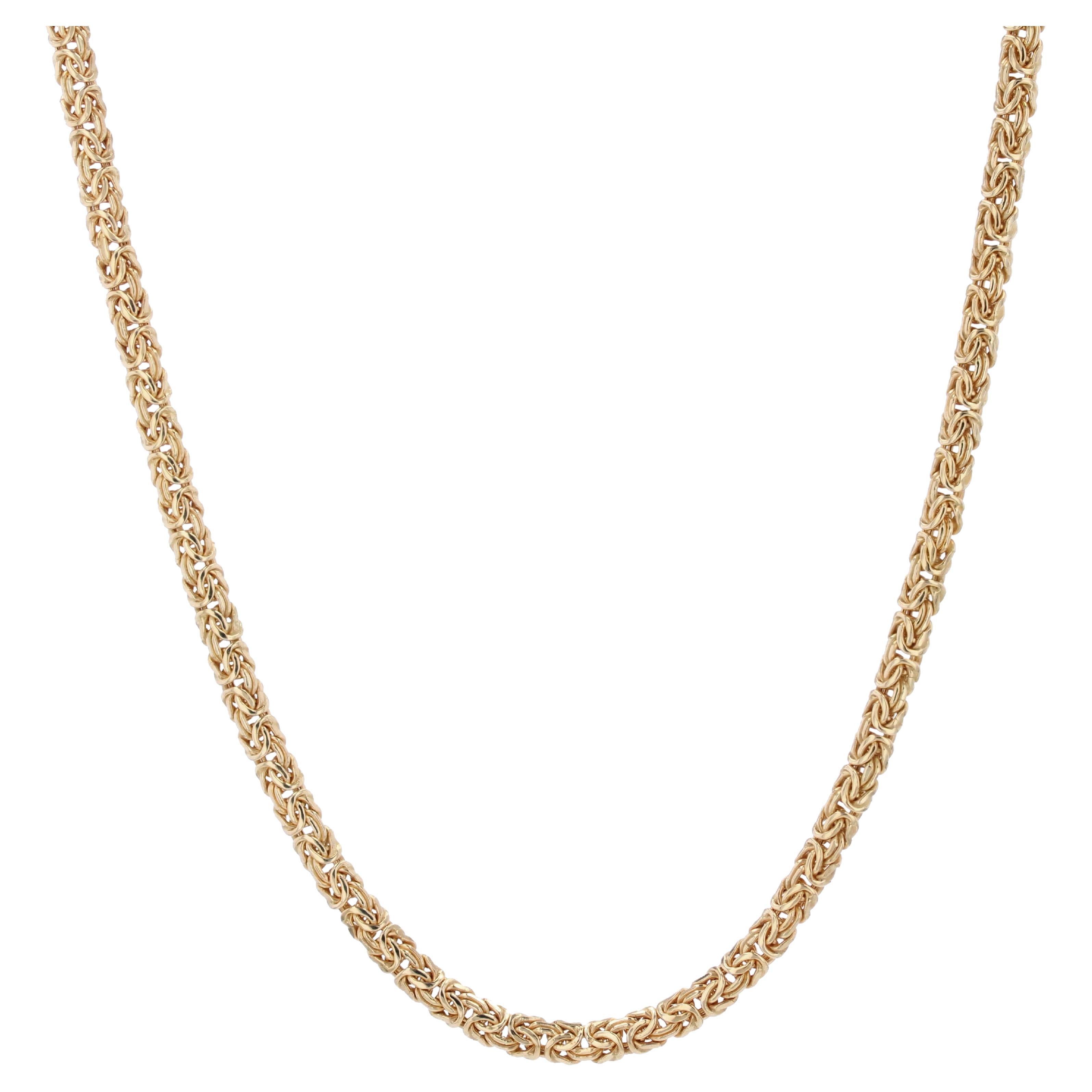 French Modern 18 Karat Yellow Gold Interlaced Mesh Necklace