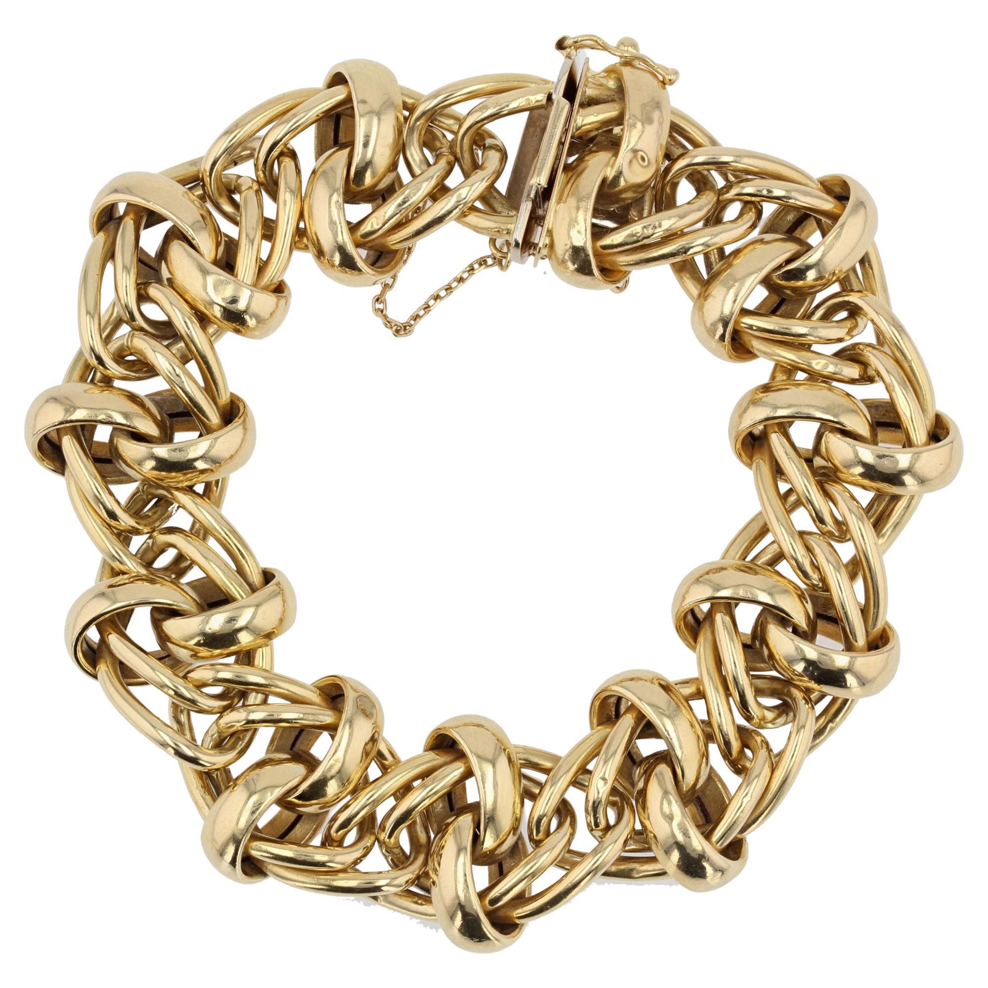 French Modern 18 Karat Yellow Gold Interlaced Patterns Bracelet