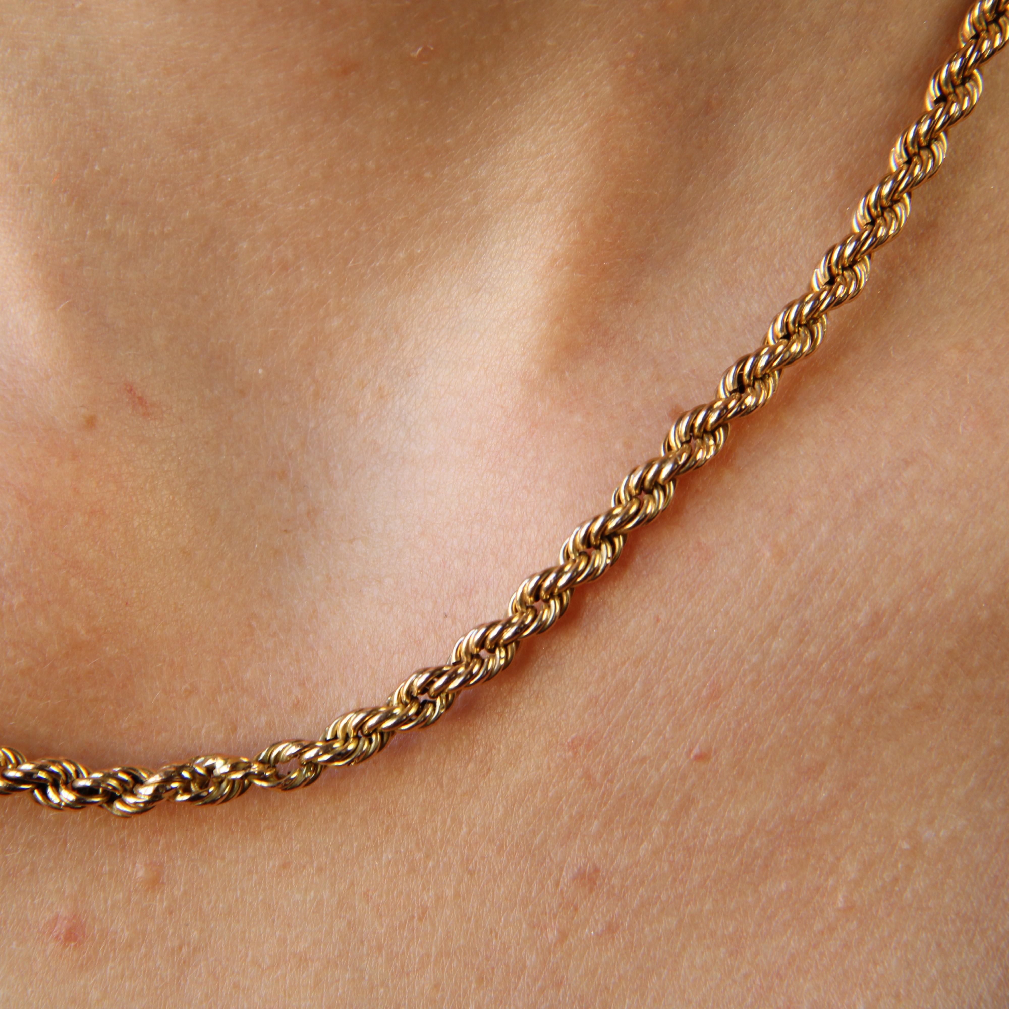 French Modern 18 Karat Yellow Gold Twists Necklace 5