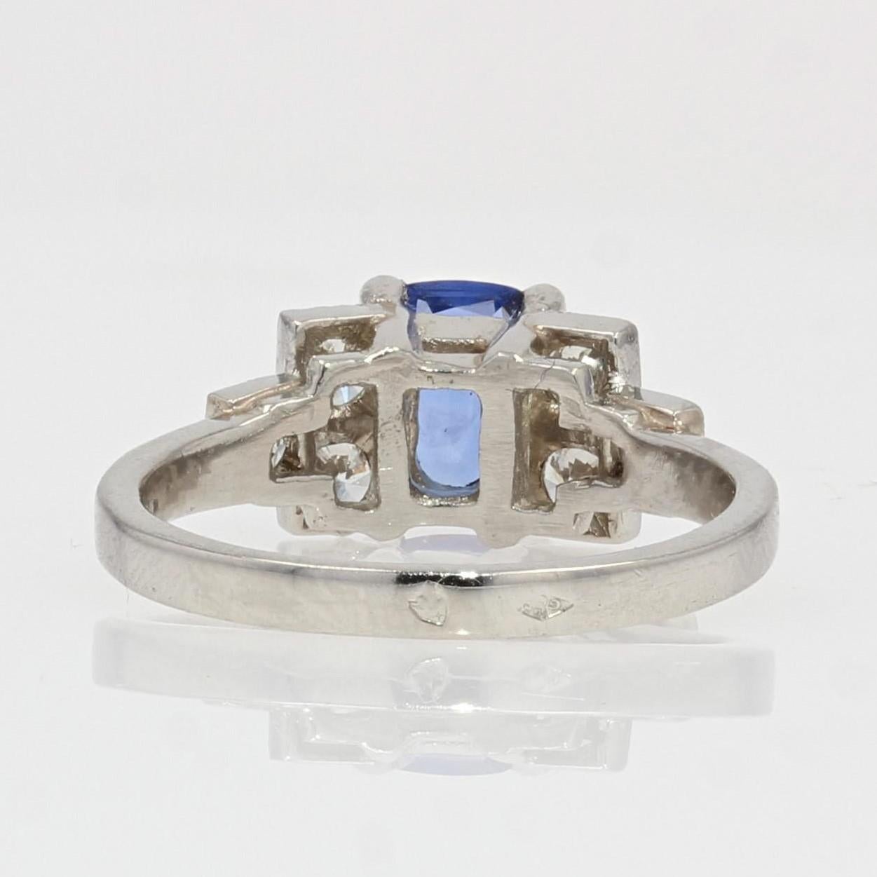 French Modern 2, 03 Carat Sapphire Diamonds Art Deco Style Ring For Sale 5