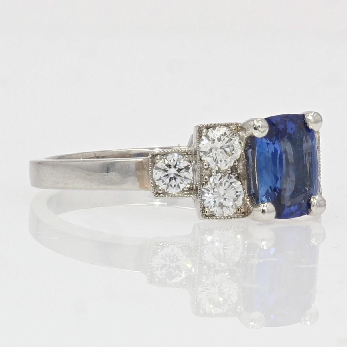 French Modern 2, 03 Carat Sapphire Diamonds Art Deco Style Ring For Sale 1
