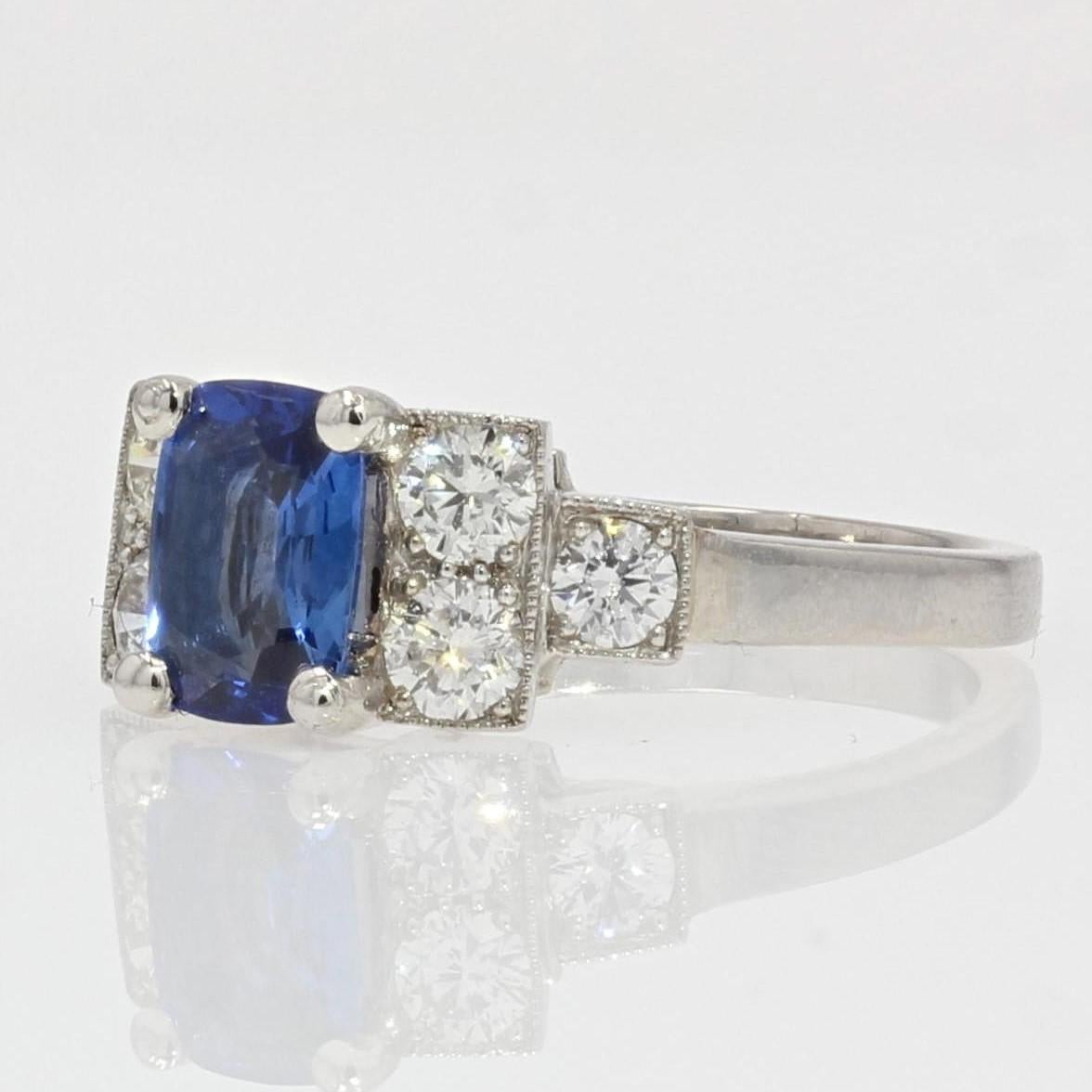 French Modern 2, 03 Carat Sapphire Diamonds Art Deco Style Ring For Sale 3