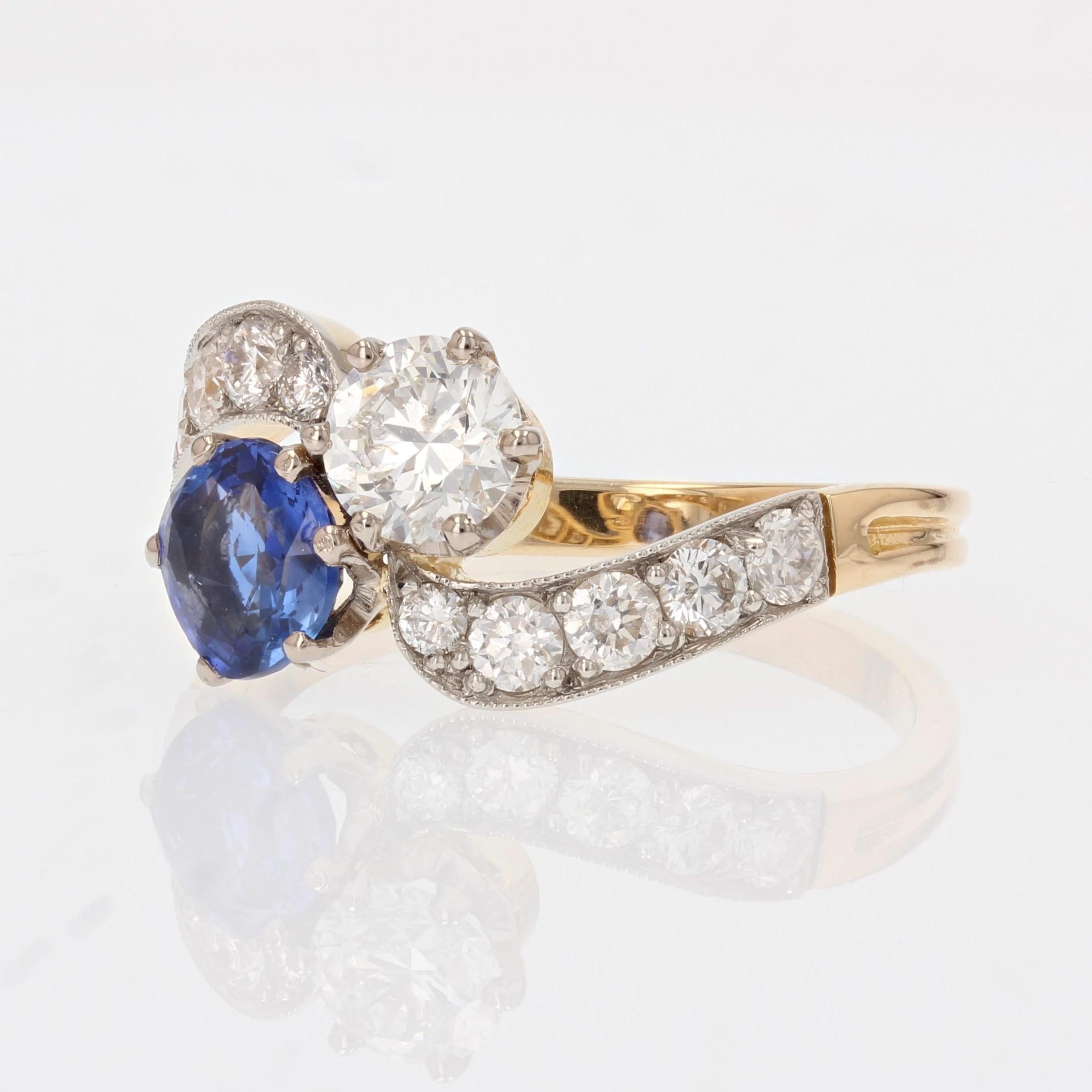 French Modern Blue Sapphire Diamonds 18 Karat Yellow Gold You and Me Ring For Sale 1