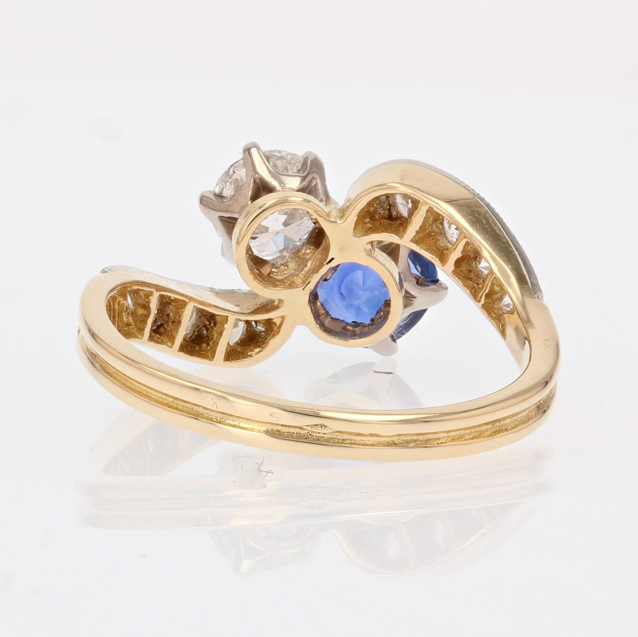 French Modern Blue Sapphire Diamonds 18 Karat Yellow Gold You and Me Ring For Sale 4