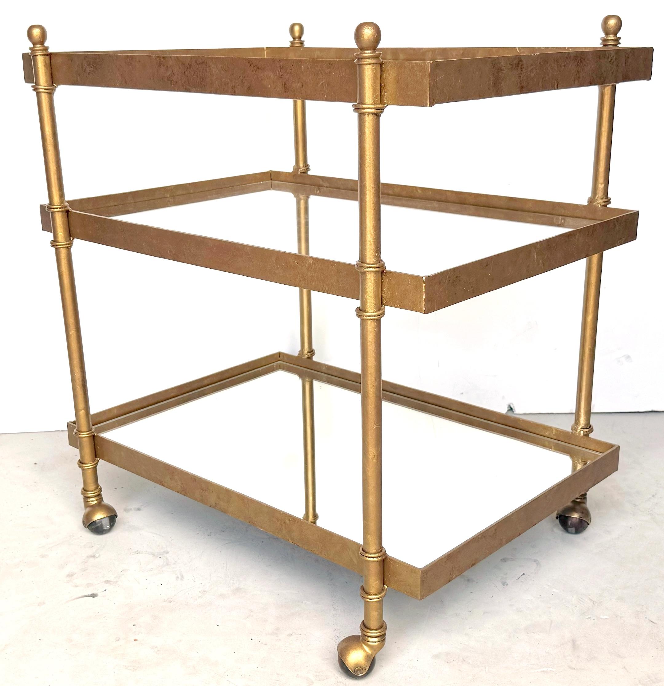 Carrello da bar moderno francese in ottone e vetro con ripiano inferiore a specchio, circa anni '70 in vendita 4