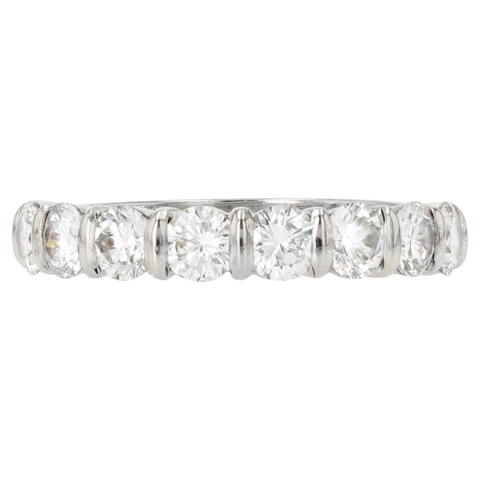 Bague de fianailles moderne franaise en or blanc 18 carats avec diamants taille brillant