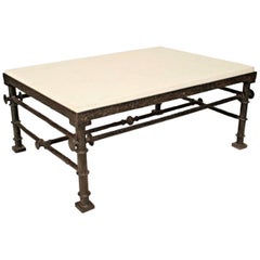 Table basse moderne française en bronze et calcaire « Manner of Alberto Giacometti ».