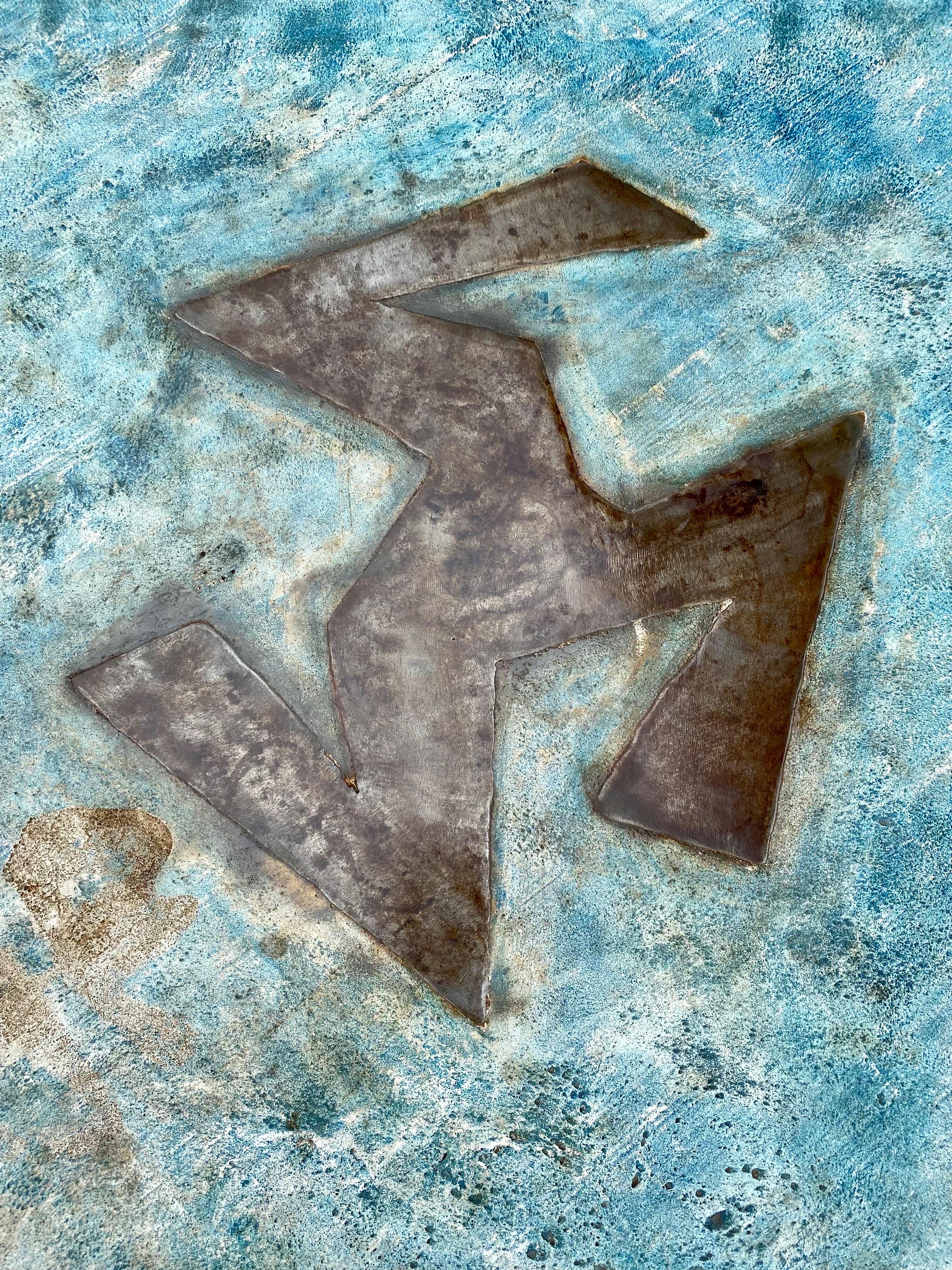 French Modern Triangle Cocktail Table, France, circa 1980s In Good Condition In San Antonio, TX