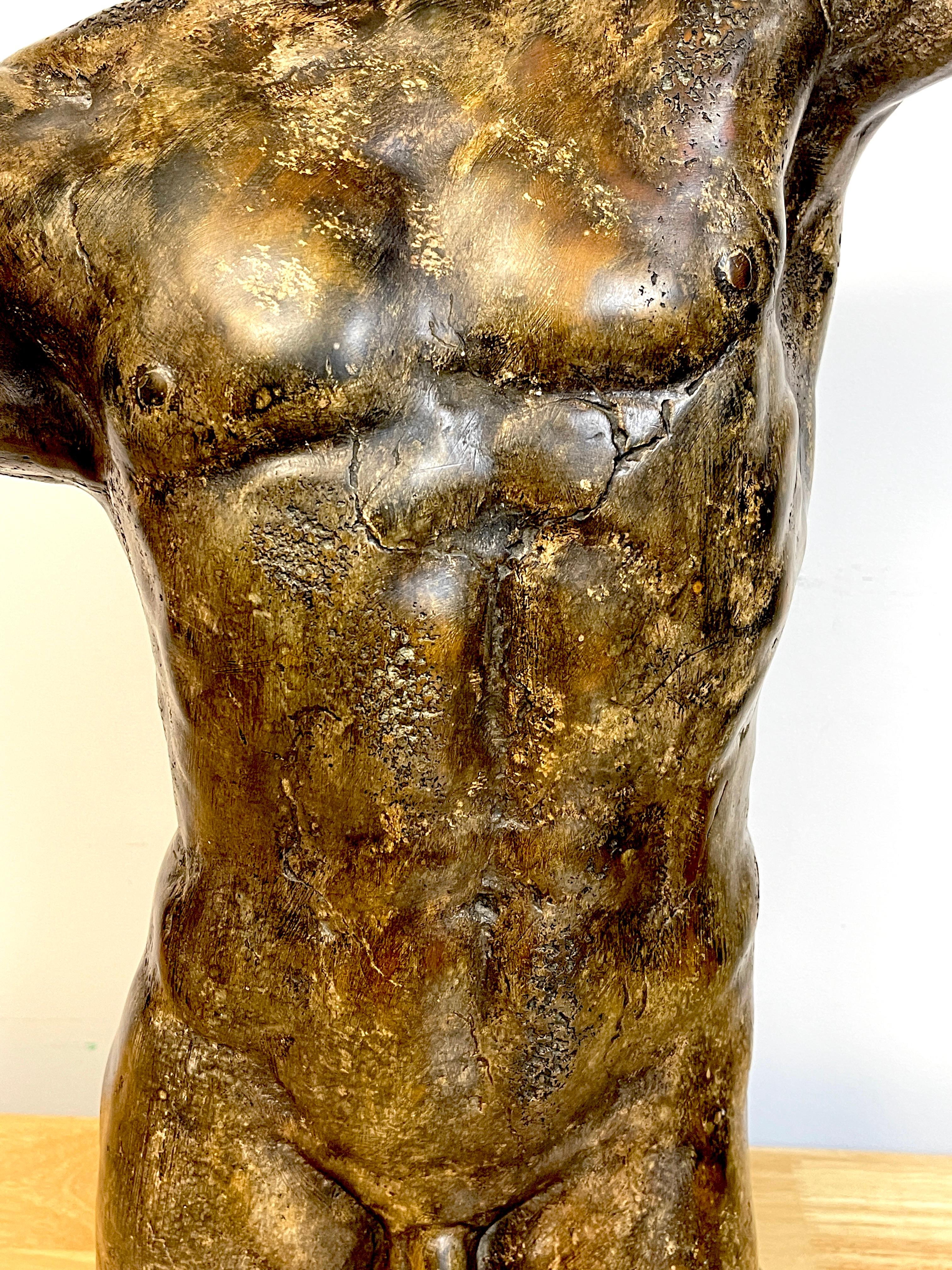 Bronze-Gips-Skulptur eines nackten männlichen Torso, Moderne der Mitte des Jahrhunderts im Zustand „Gut“ im Angebot in West Palm Beach, FL