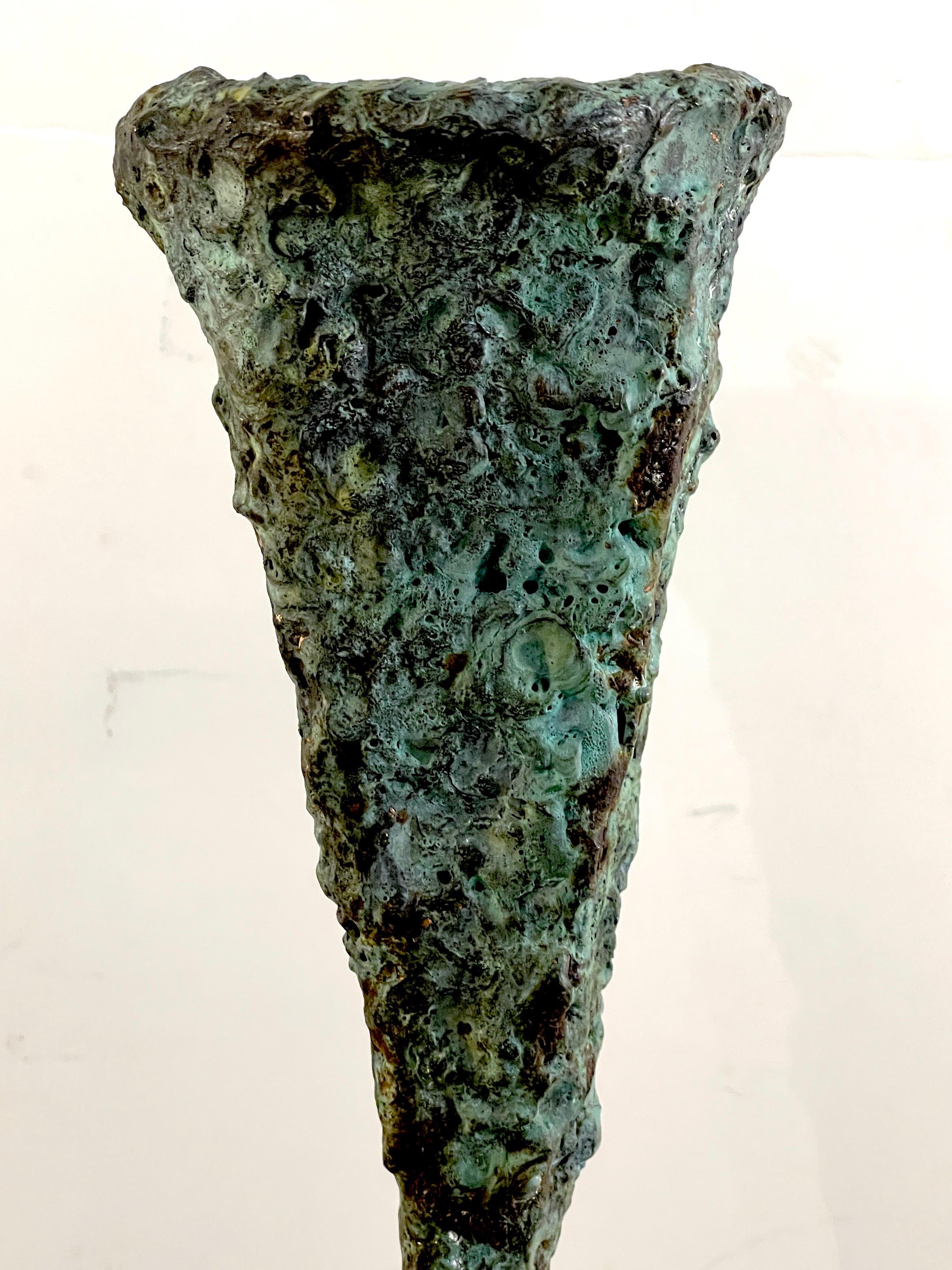 French Modern Cast Bronze Sculpture of a Vase In Good Condition For Sale In West Palm Beach, FL