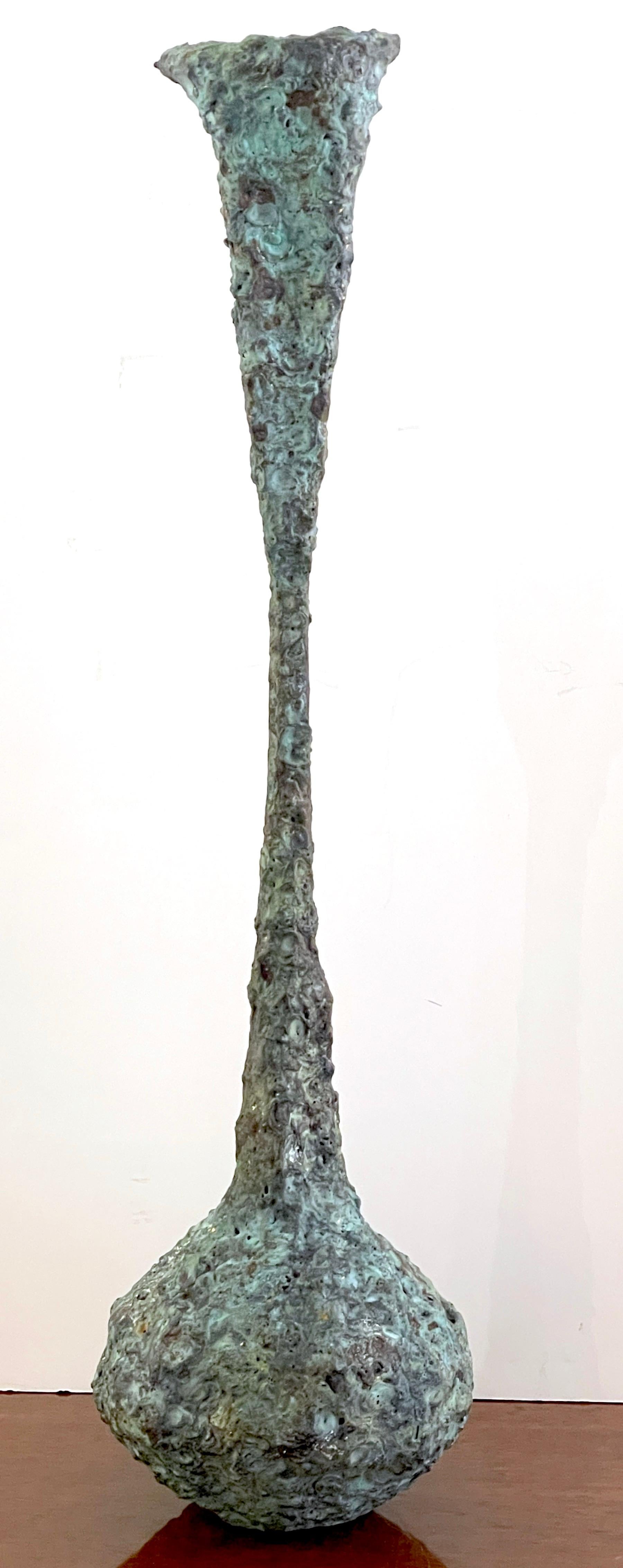 French Modern Cast Bronze Sculpture of a Vase For Sale 2