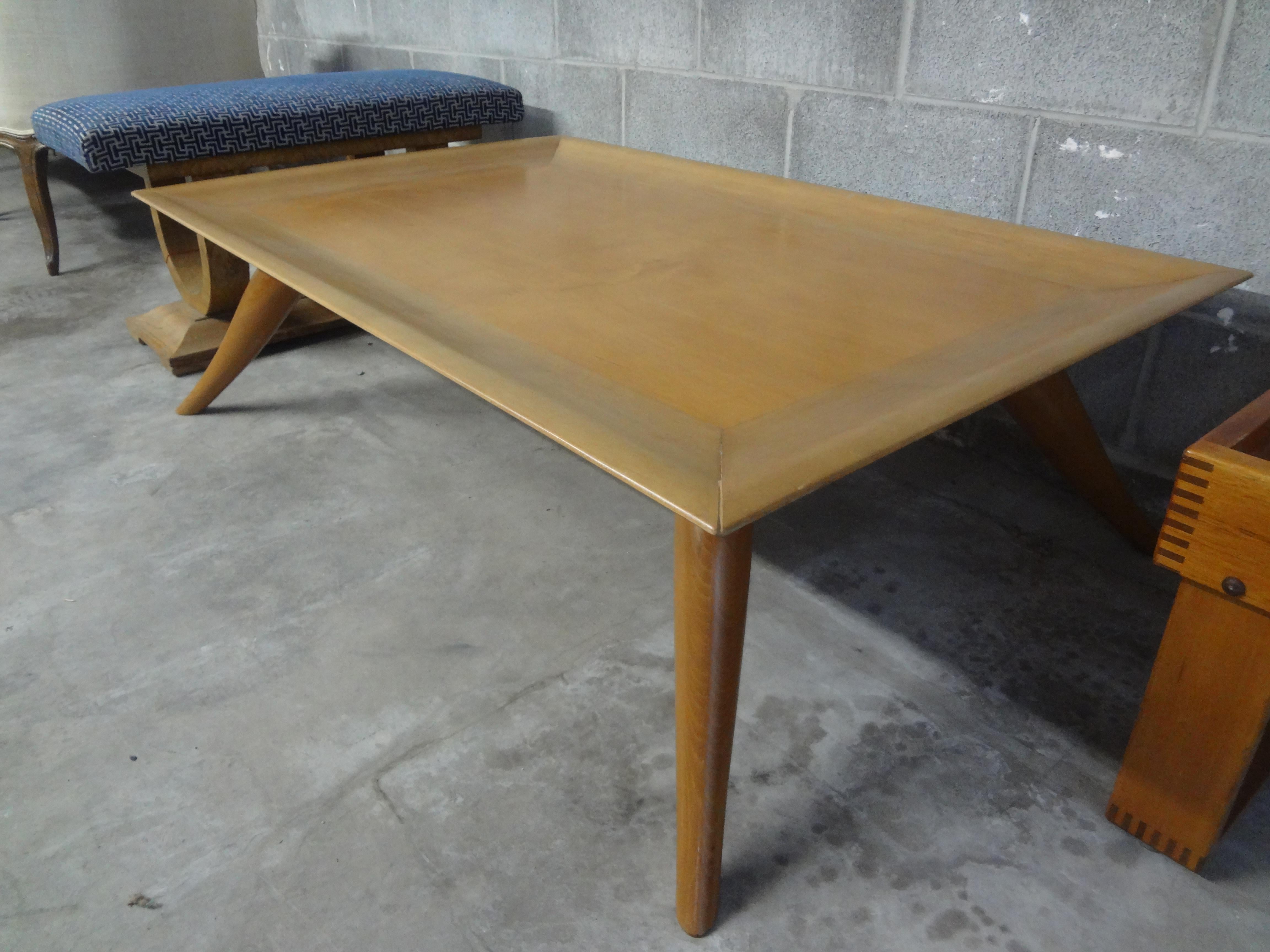 French Modern Coffee Table By Roche Bobois In Good Condition For Sale In Houston, TX