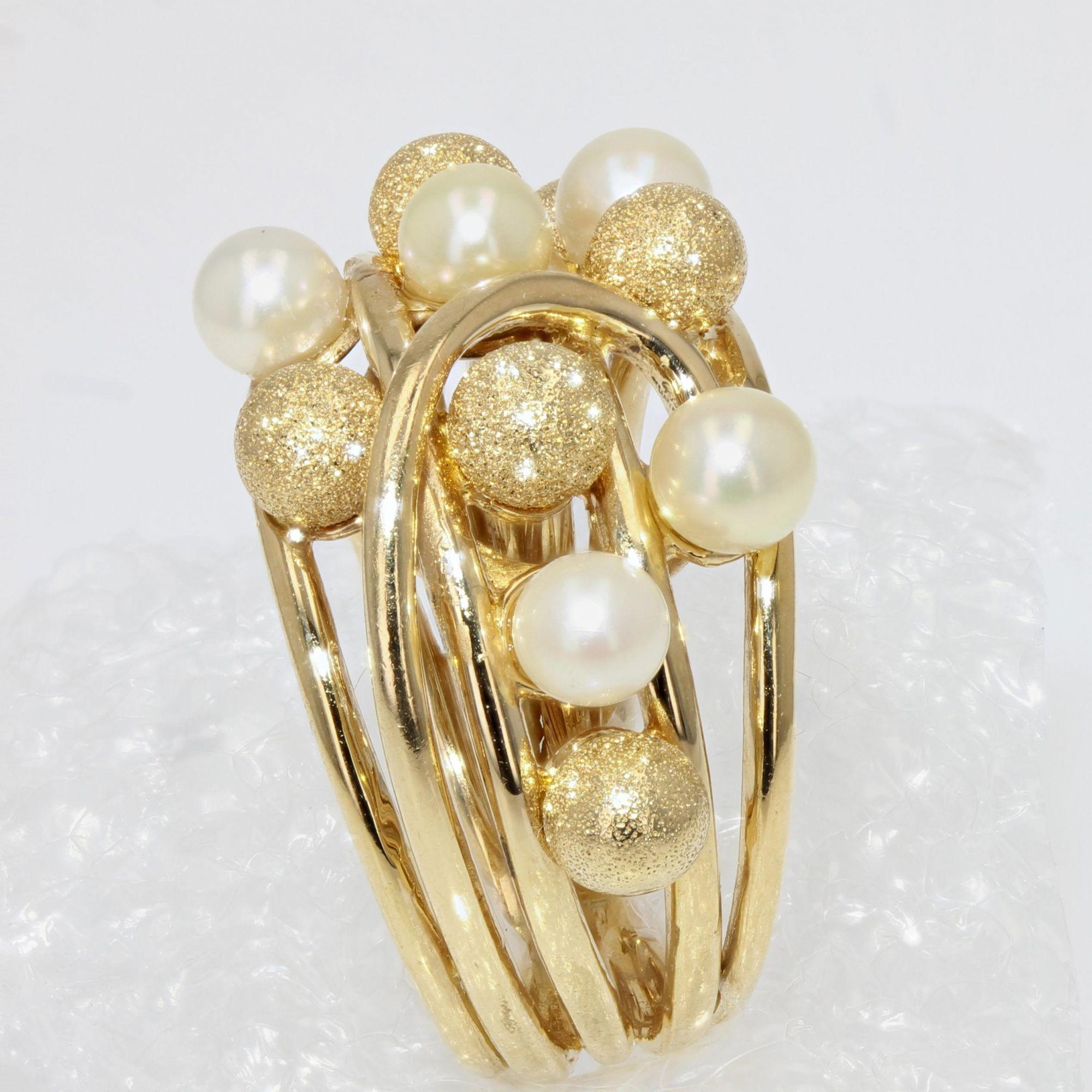 Women's French Modern Cultured Pearl 18 Karat Amati Yellow Gold Pearl Ring