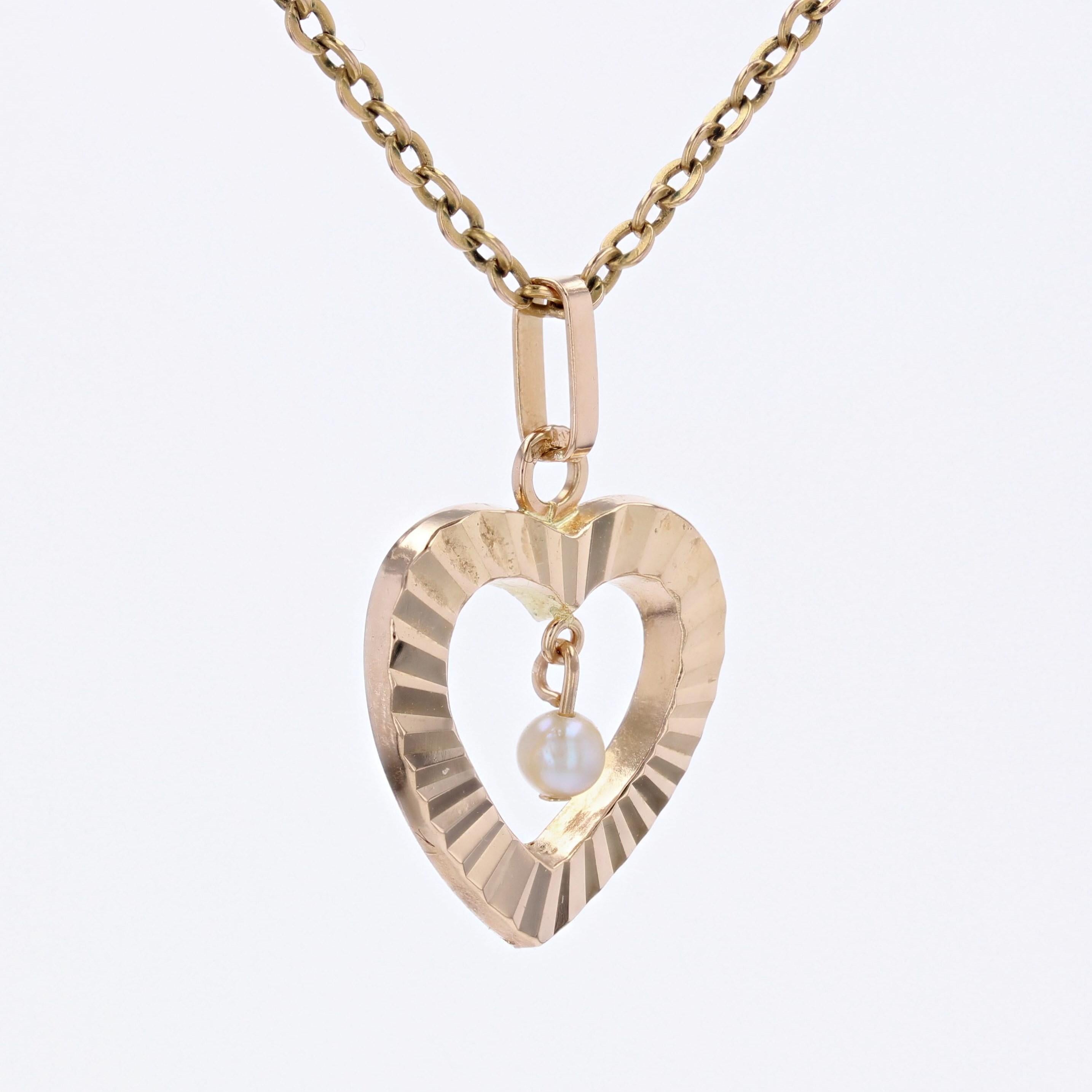 French Modern Cultured Pearl 18 Karat Yellow Gold Heart Shape Pendant In Excellent Condition In Poitiers, FR