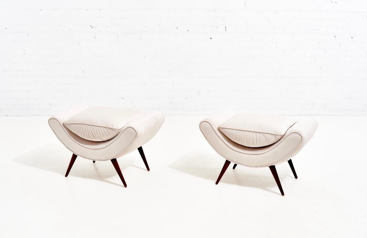 Late 20th Century French Modern Curved Splay Leg Stools, 1970