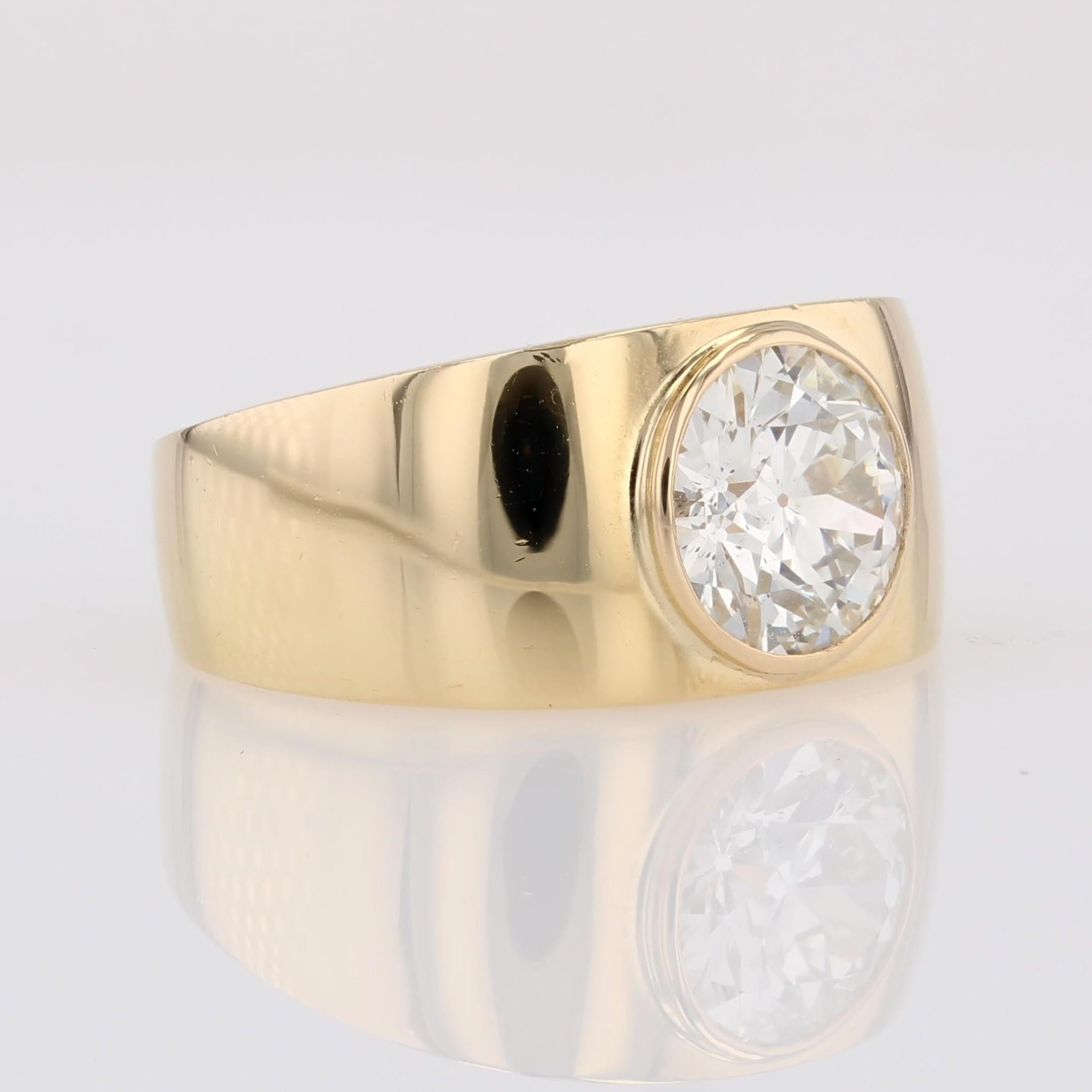 French Modern Diamond 18 Karat Yellow Gold Bangle Ring For Sale 6