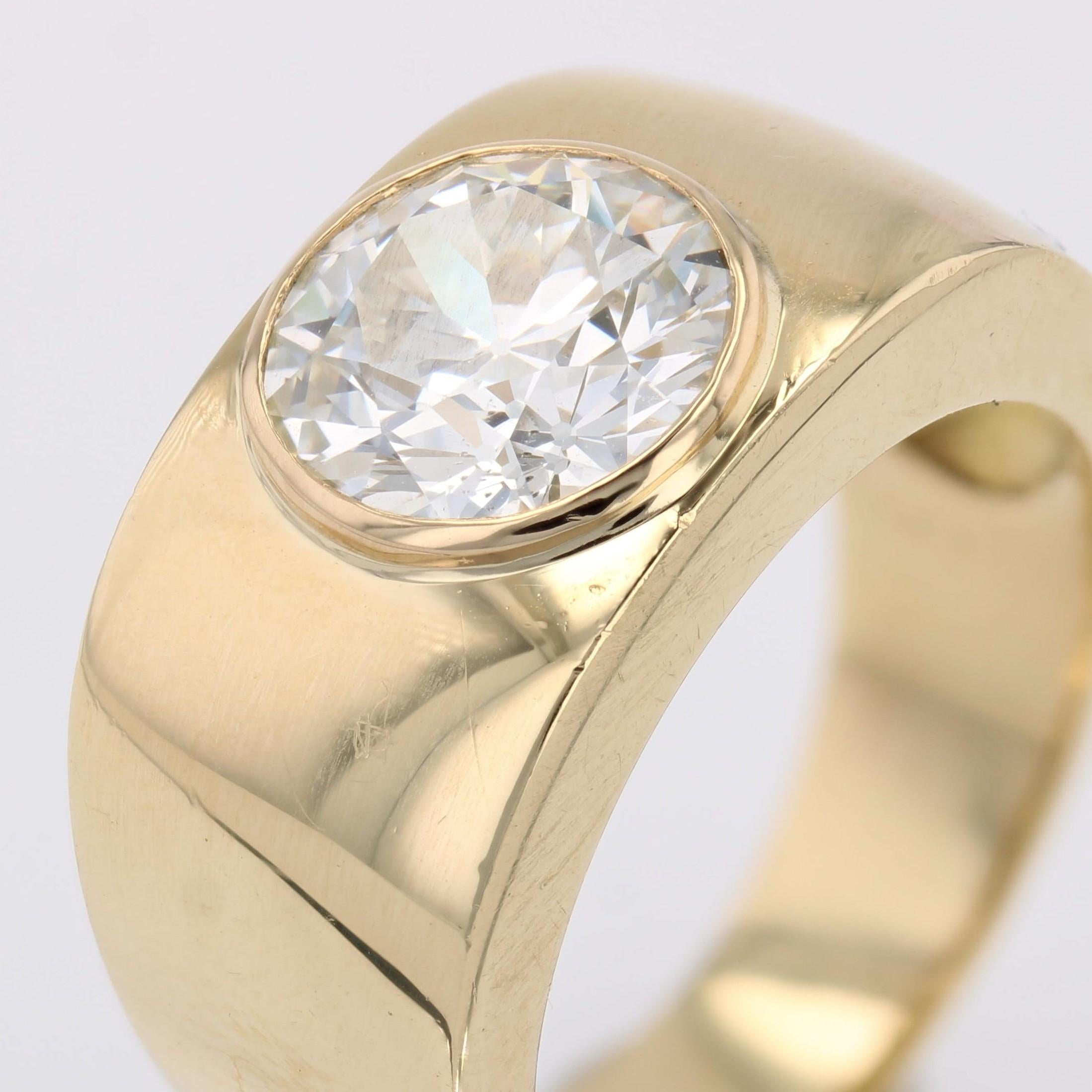 French Modern Diamond 18 Karat Yellow Gold Bangle Ring For Sale 4