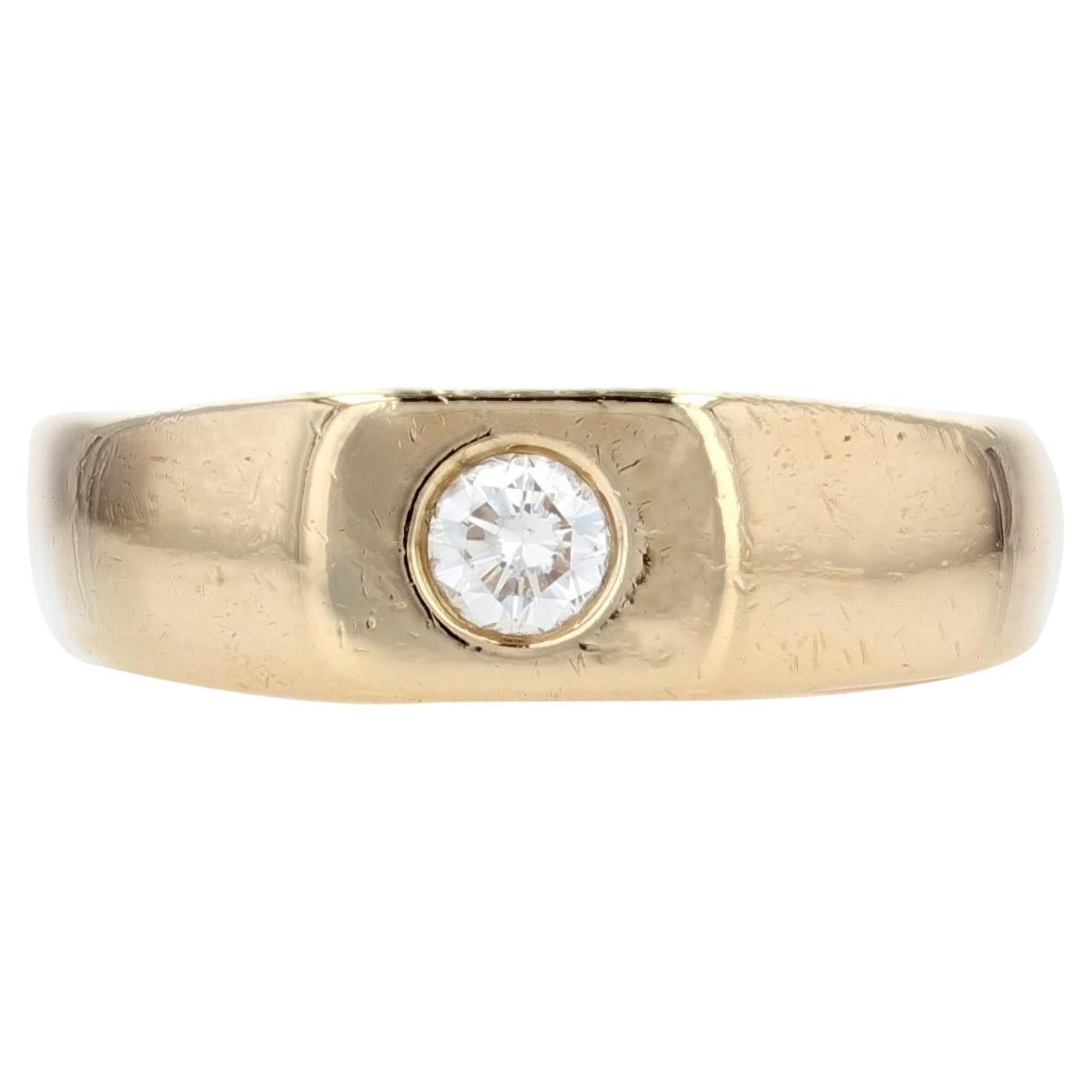 French Modern Diamond 18 Karat Yellow Gold Signet Ring For Sale