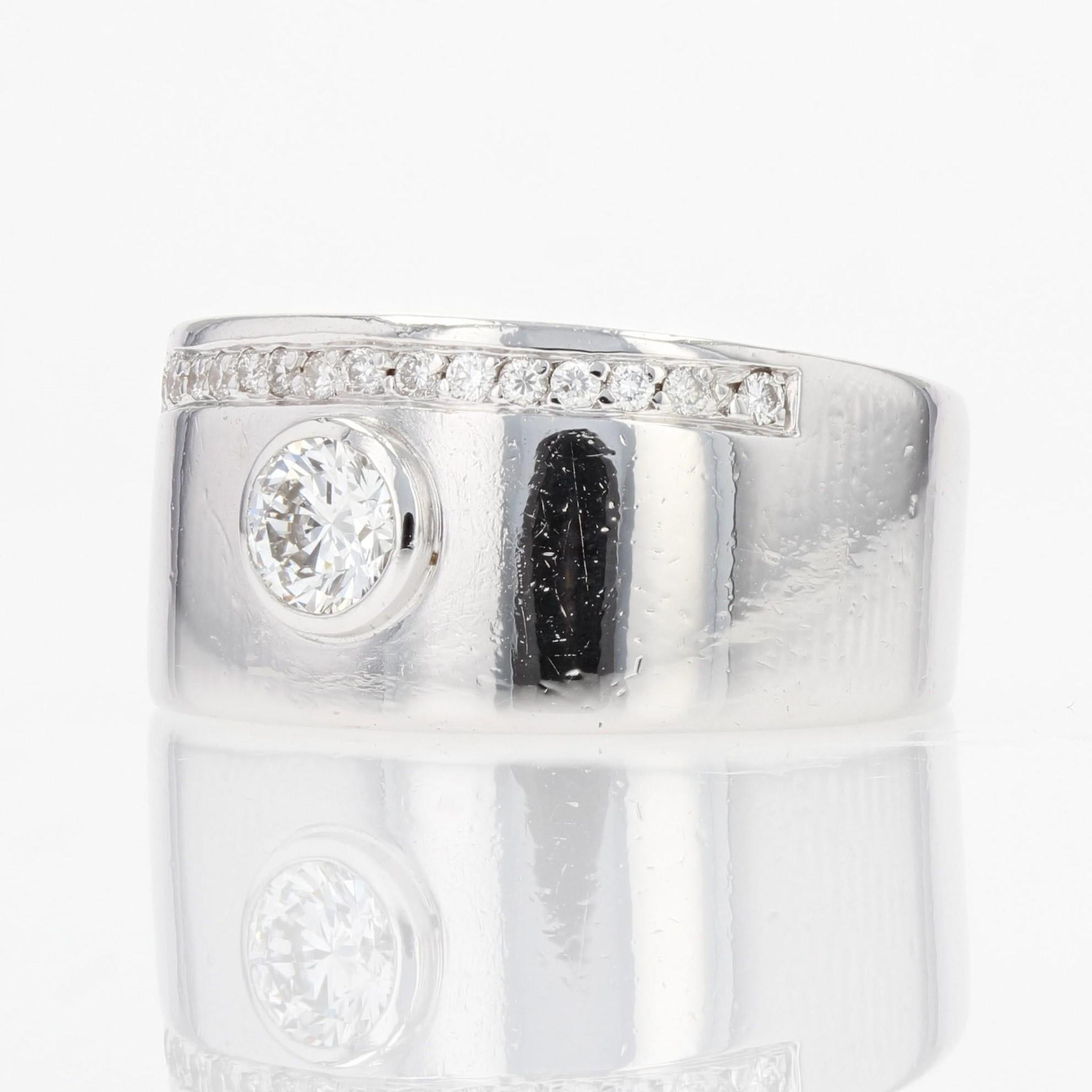 Bague jonc moderne franaise en or blanc 18 carats et diamants Pour femmes en vente