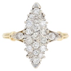 Moderner Marquise-Ring aus 18 Karat Gelbgold mit Diamanten