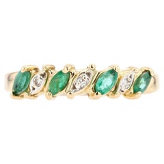 French Modern Emerald Diamond 18 Karat Yellow Gold Garter Ring