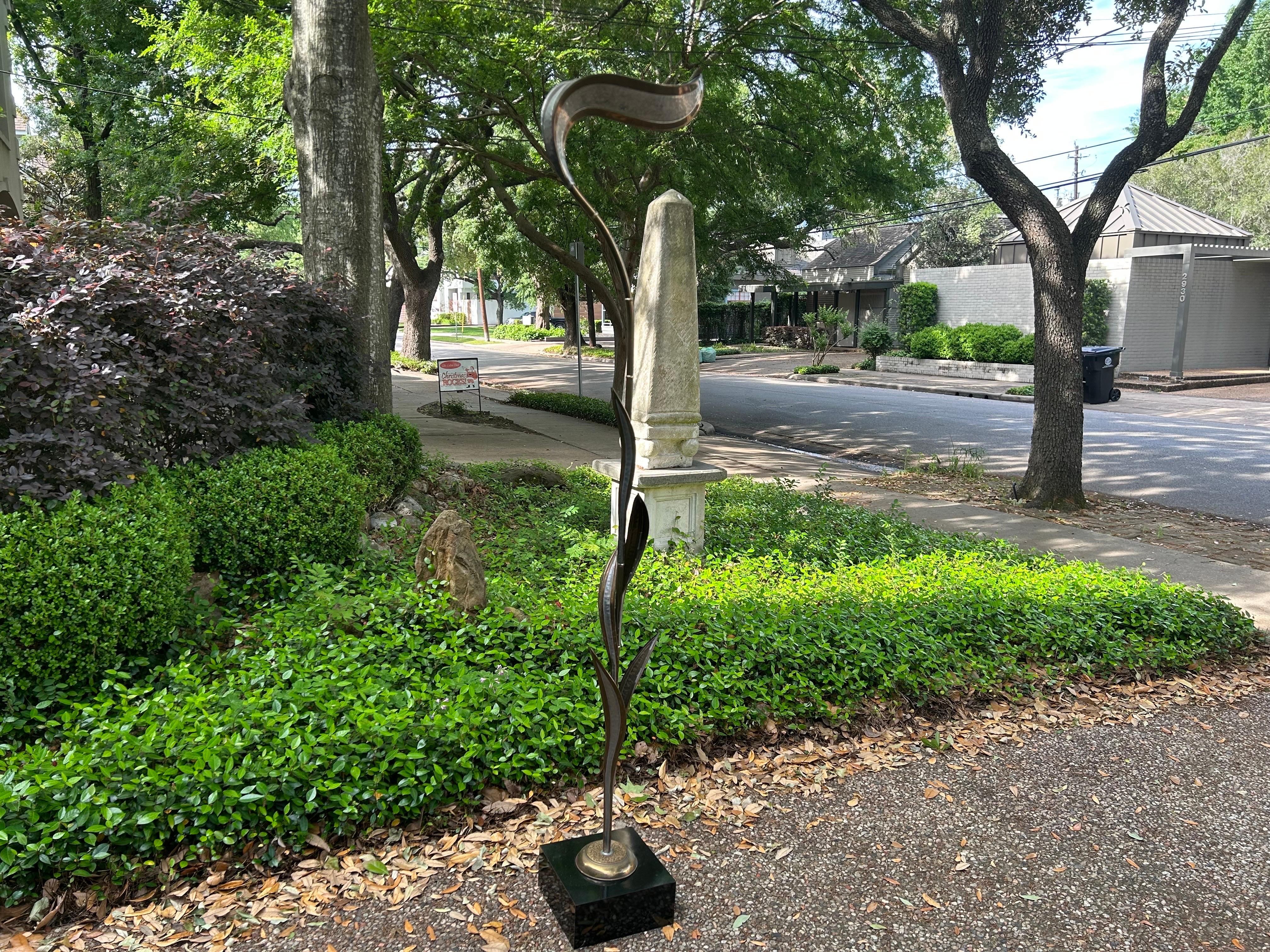 French Modern Floor Lamp By Henri Fernandez  Maison Honoré In Good Condition For Sale In Houston, TX