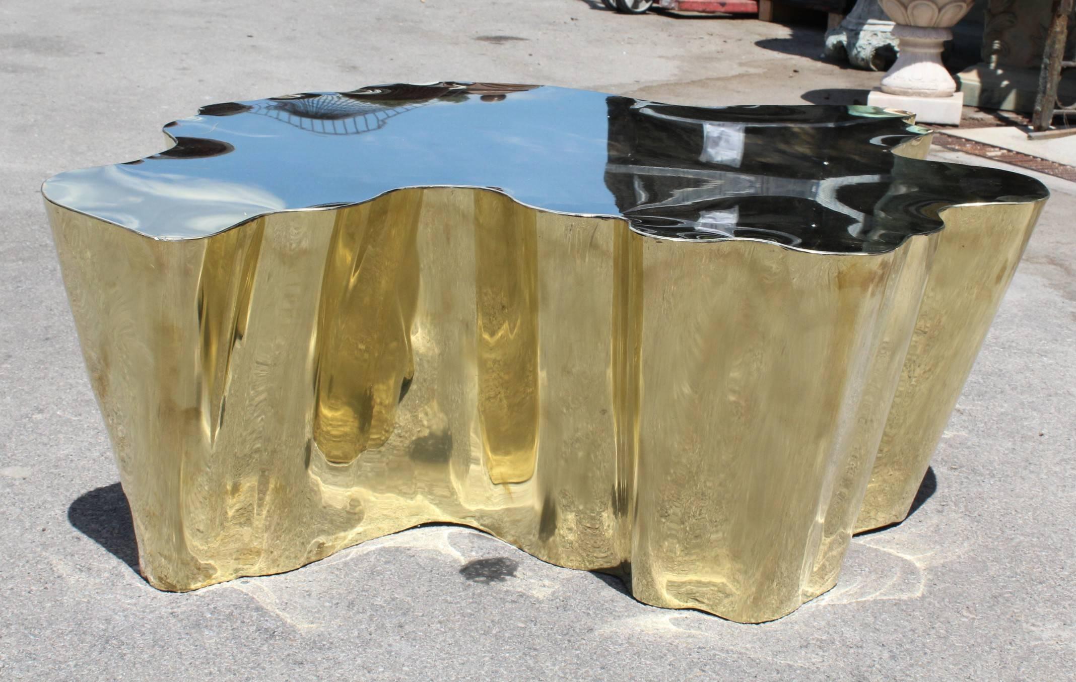 French Modern Gilded Brass Table In Excellent Condition In Marbella, ES