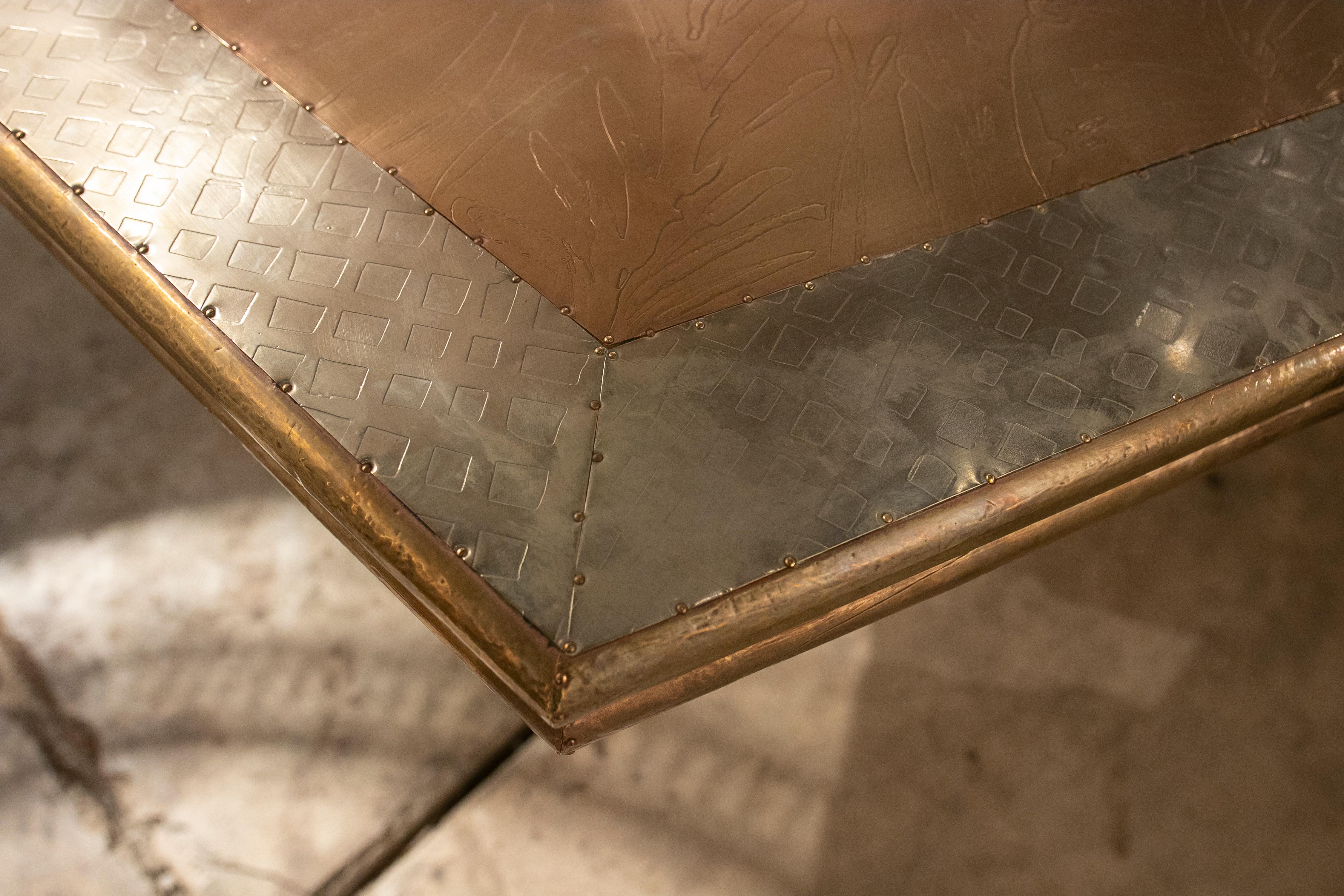 French Modern Gilded Brass Table in a Golden and Silver Finish For Sale 10