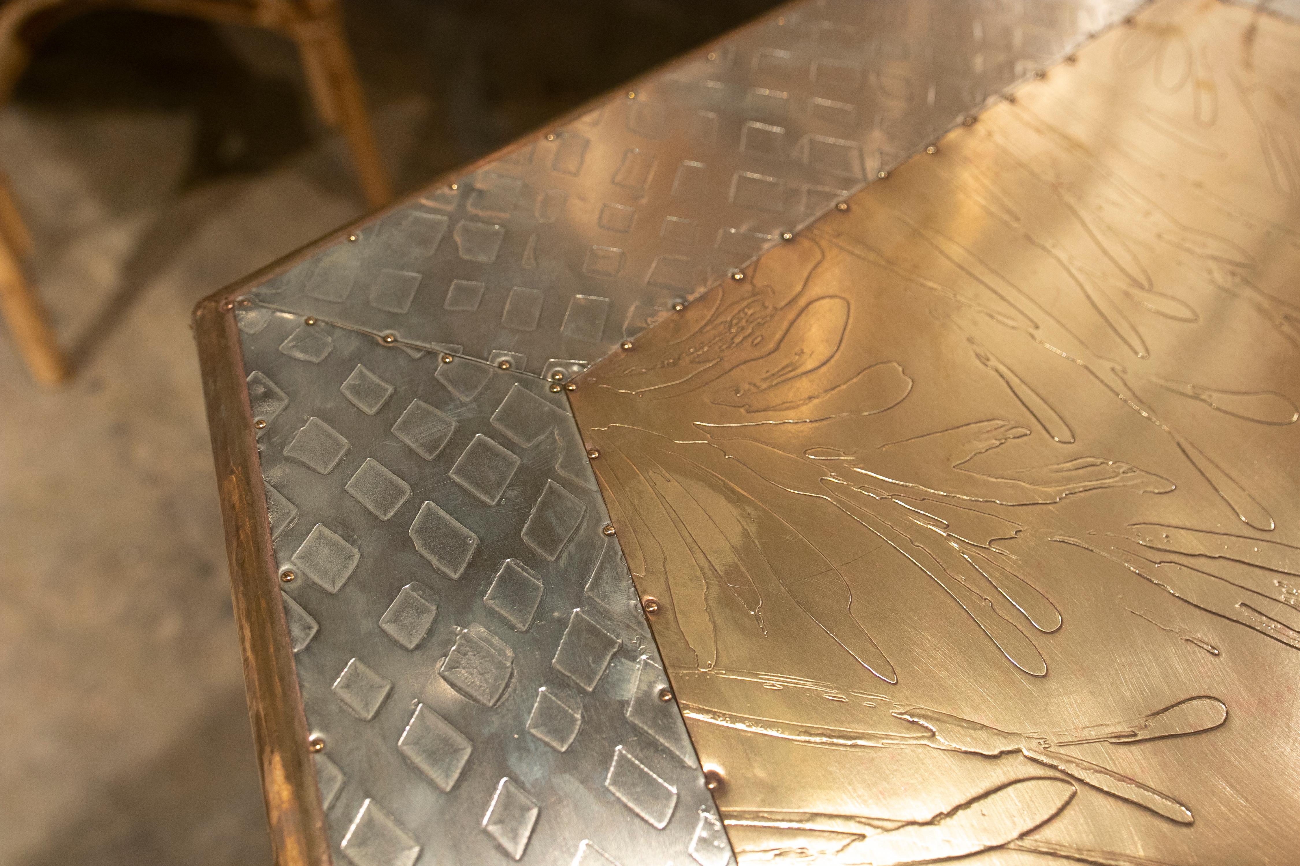 French Modern Gilded Brass Table in a Golden and Silver Finish For Sale 11